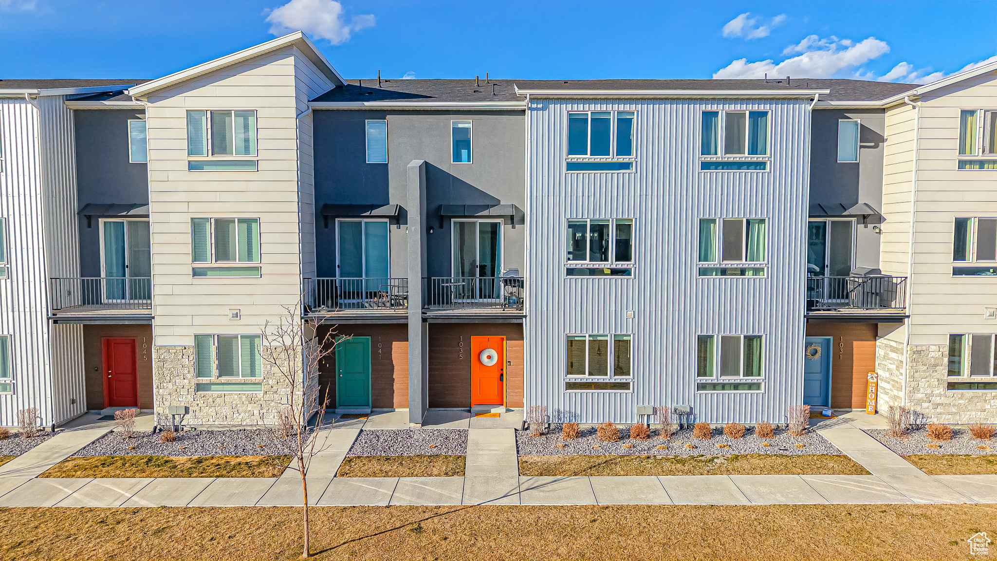 1035 W 360 S