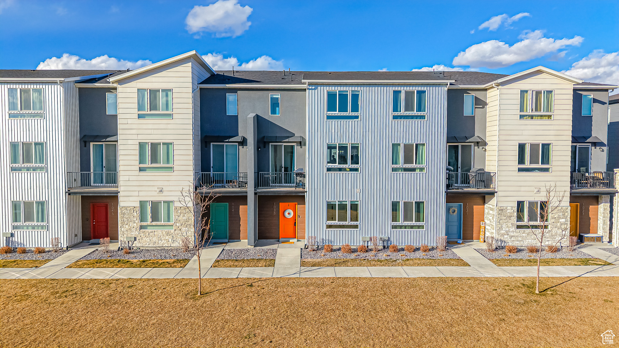 1035 W 360 S
