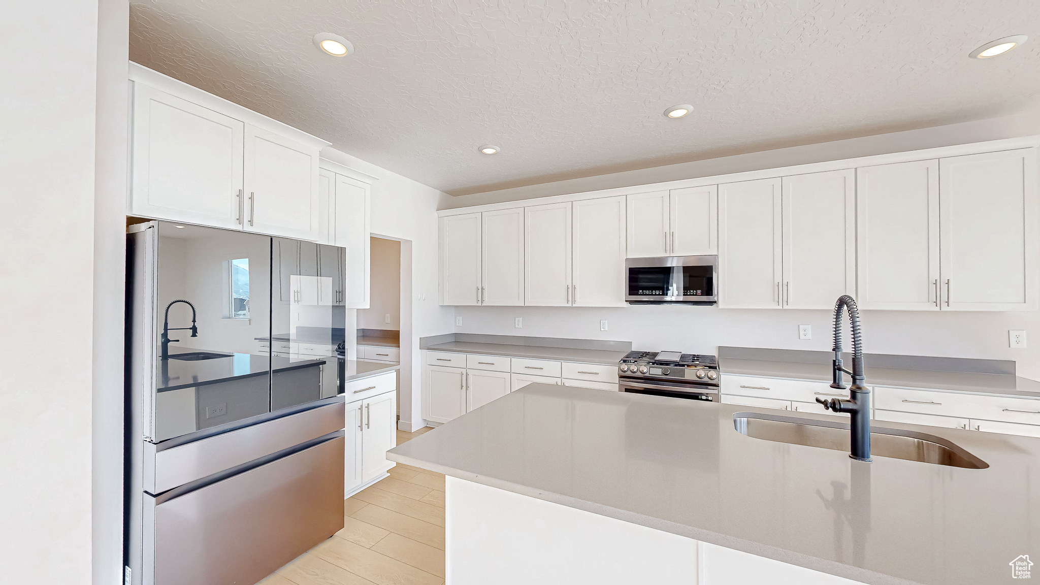 1396 S CASTILLO RD #102