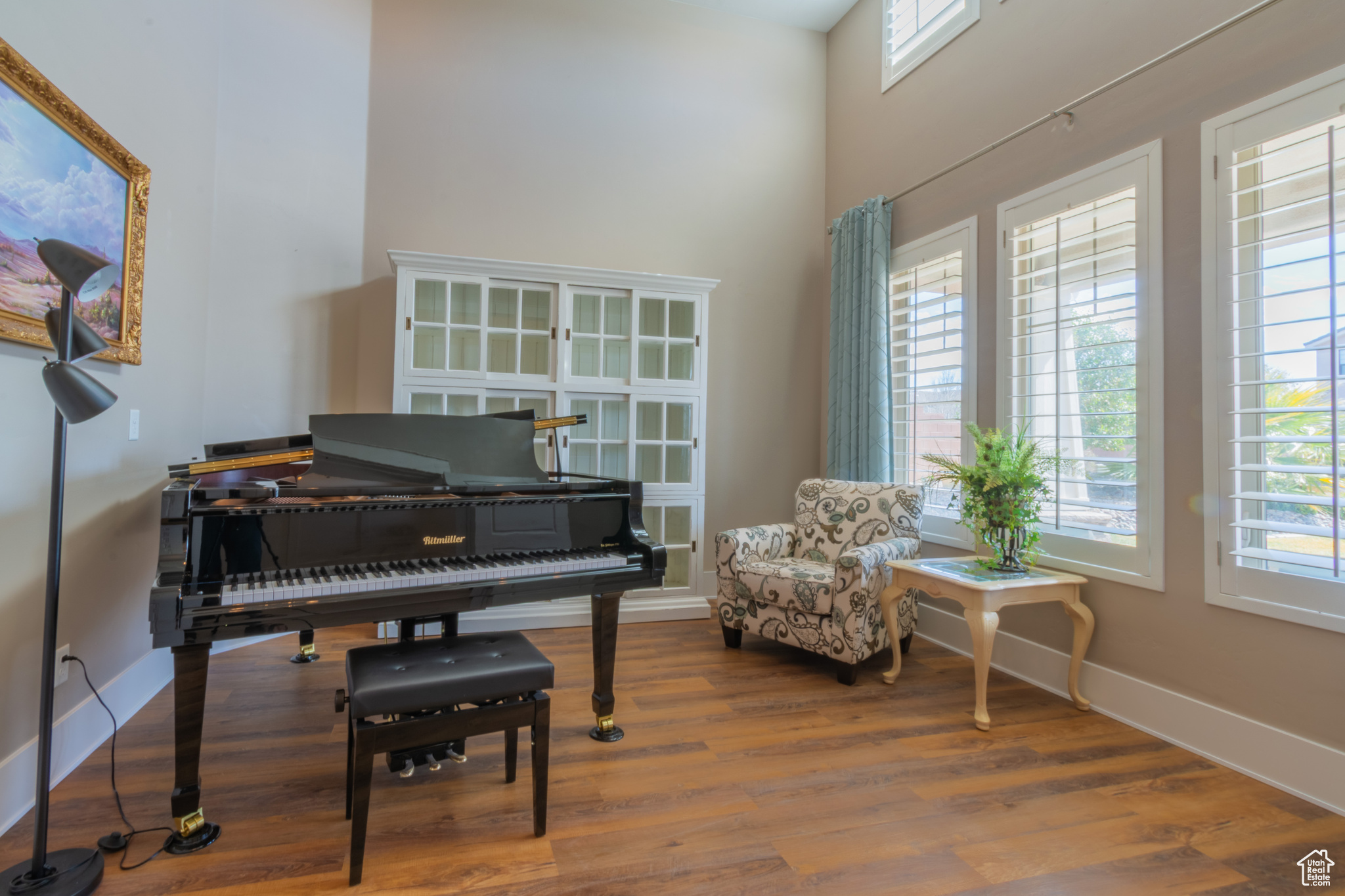 152 W SAGE LN