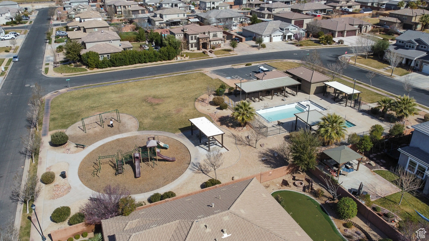 152 W SAGE LN