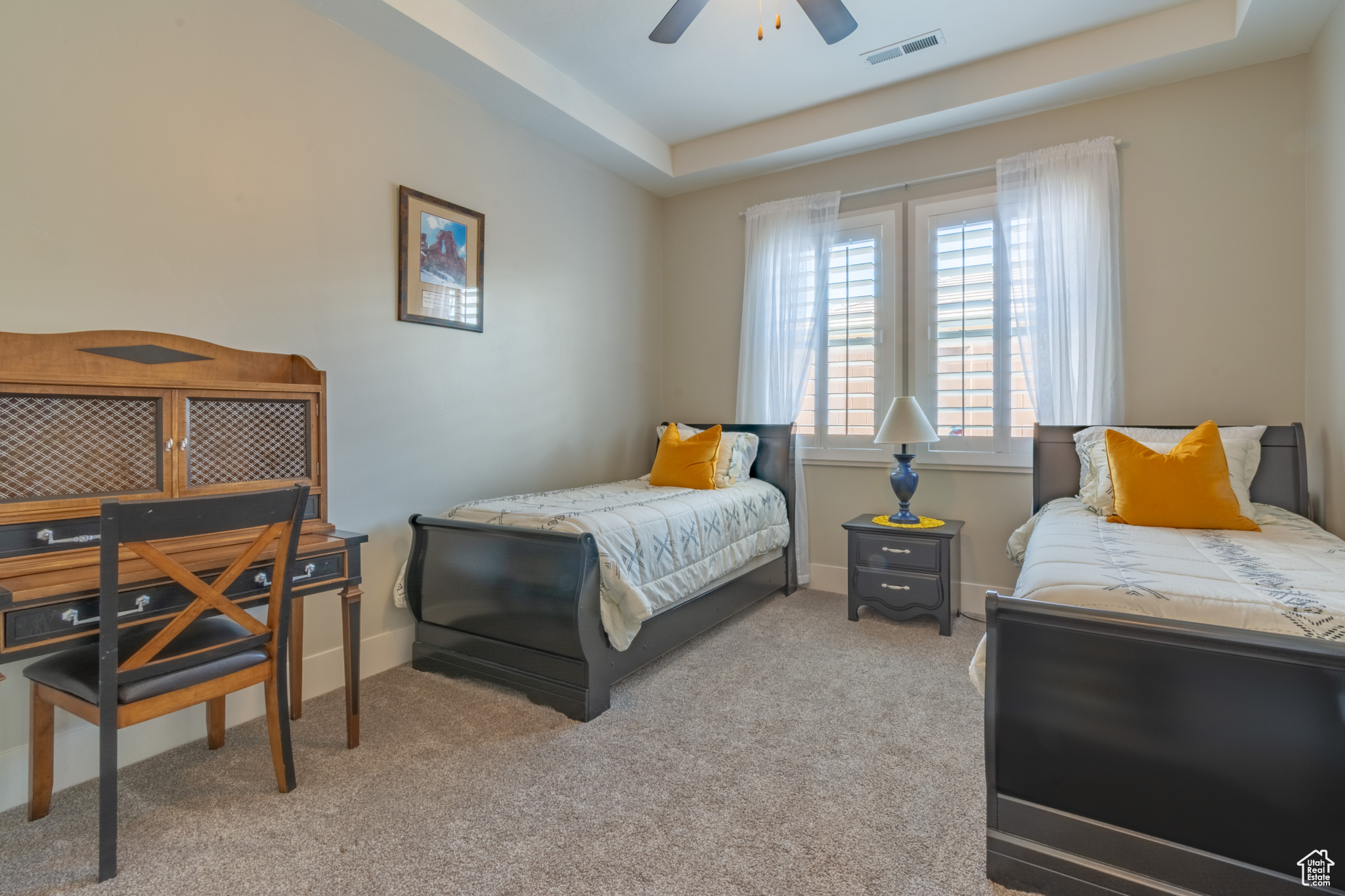 152 W SAGE LN