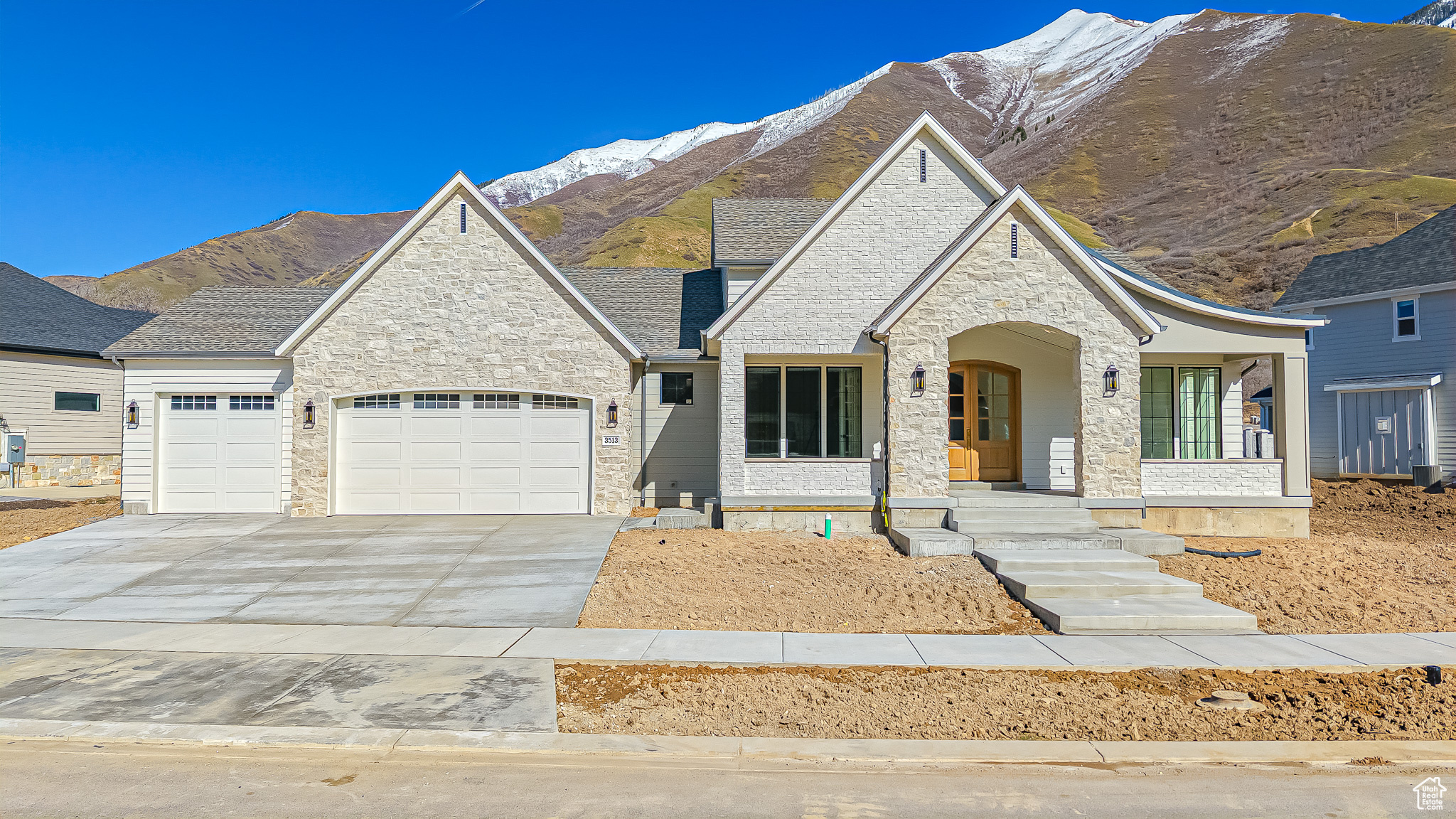 3513 S MAPLETON DR