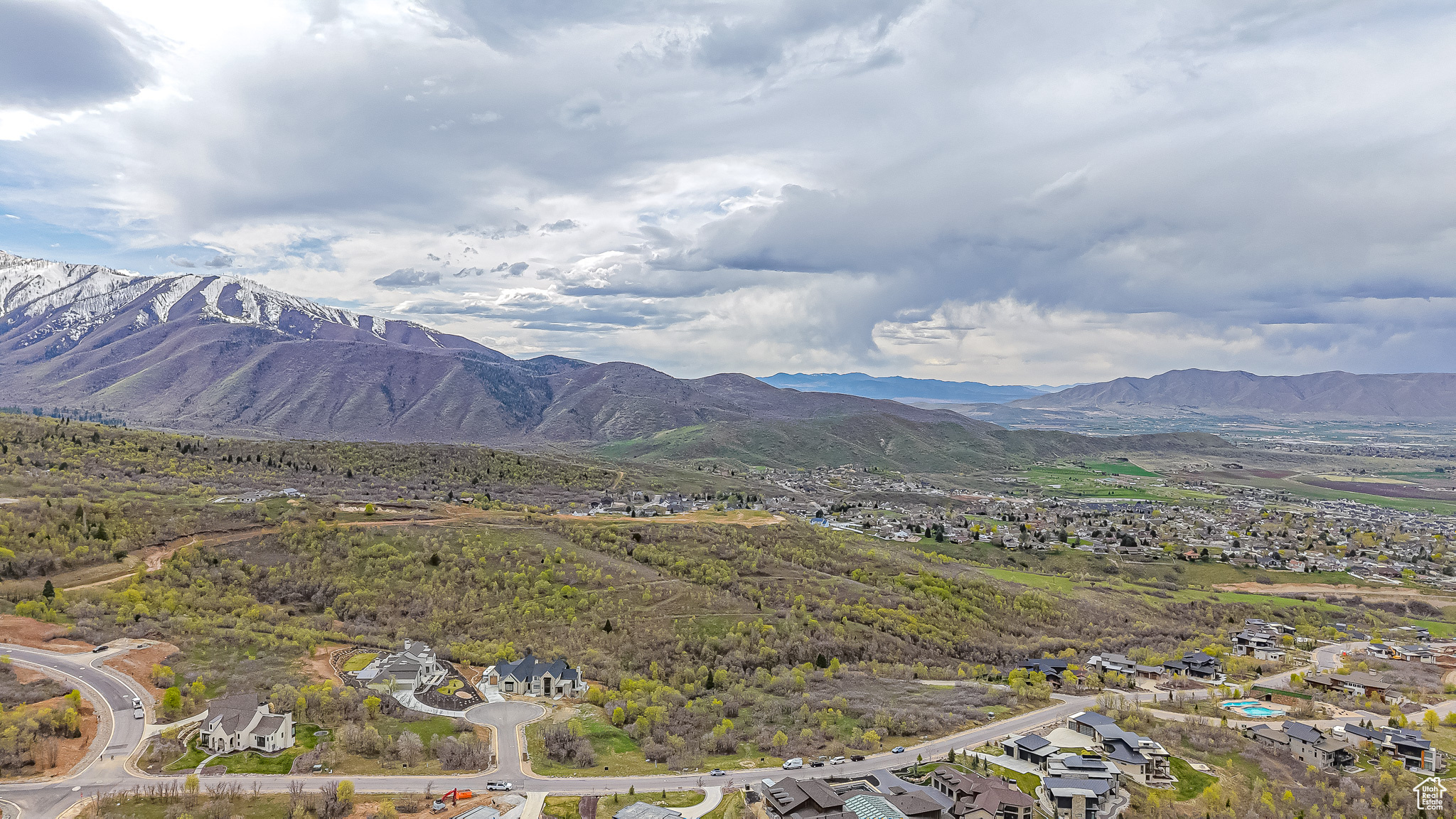 890 S SUMMIT CREEK DR Unit: 47