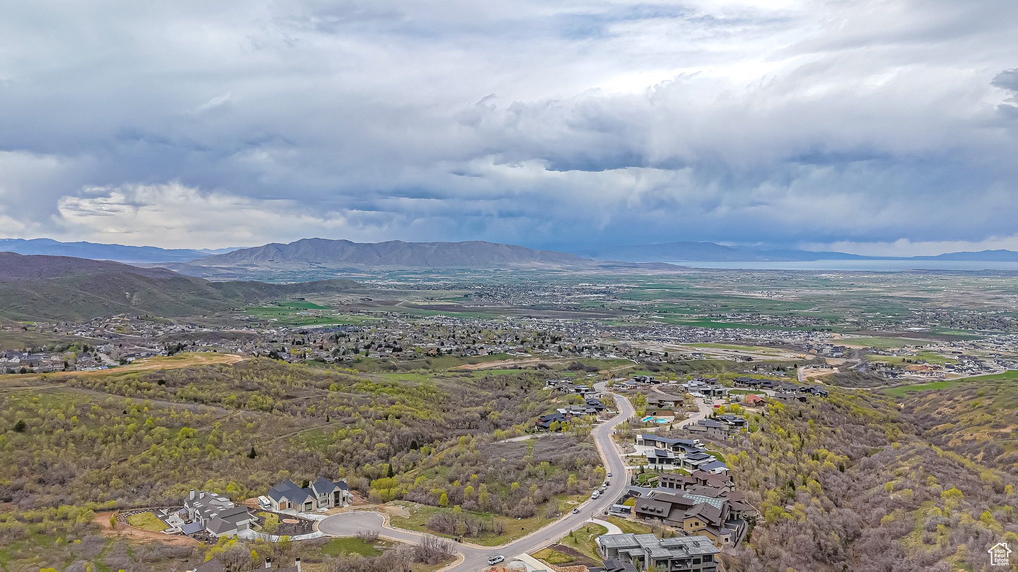 890 S SUMMIT CREEK DR Unit: 47