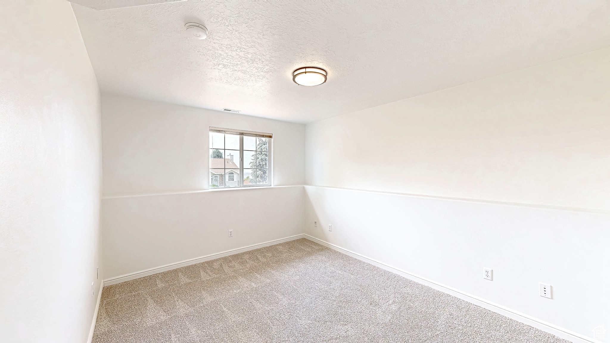 300 E MAGELLAN LN