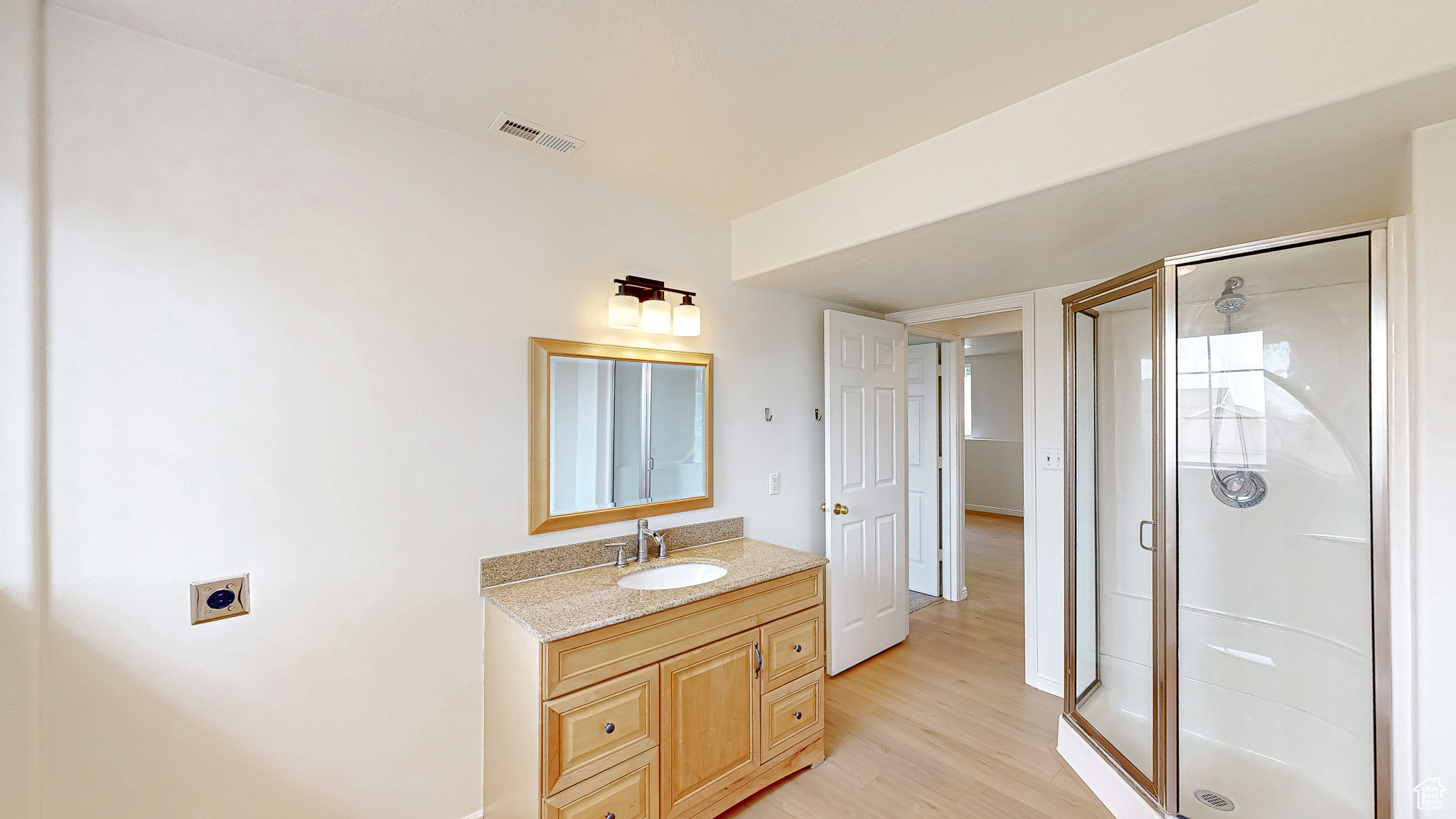 300 E MAGELLAN LN