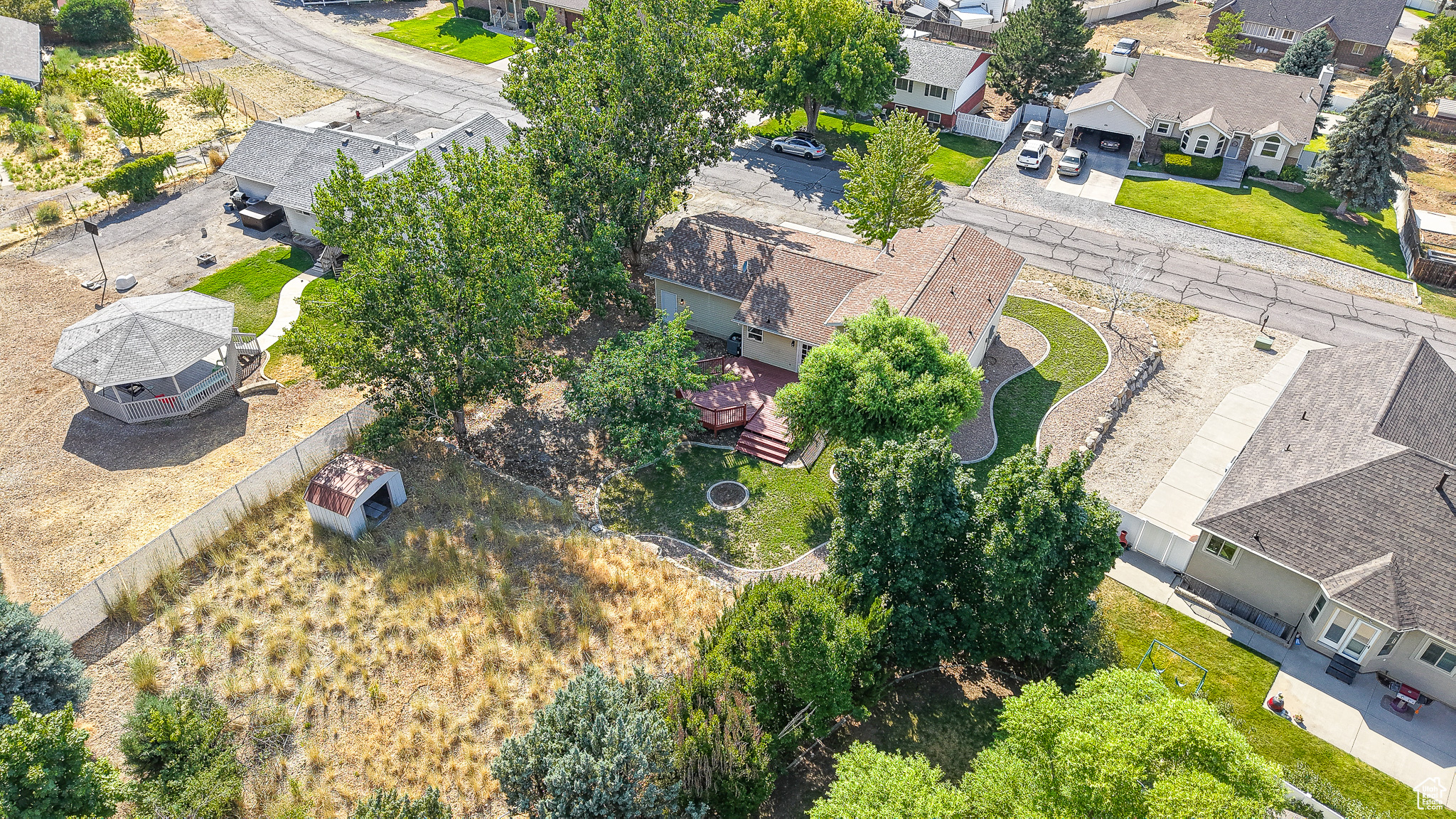 300 E MAGELLAN LN