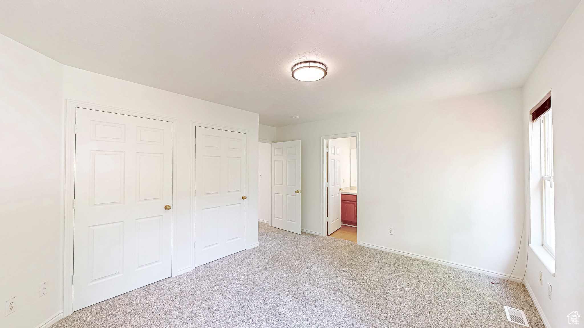 300 E MAGELLAN LN