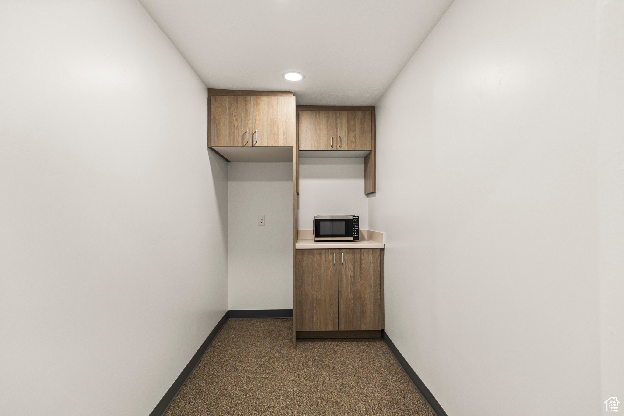 46 S CENTER