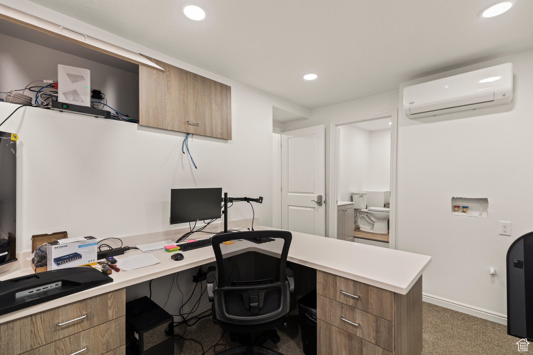 46 S CENTER
