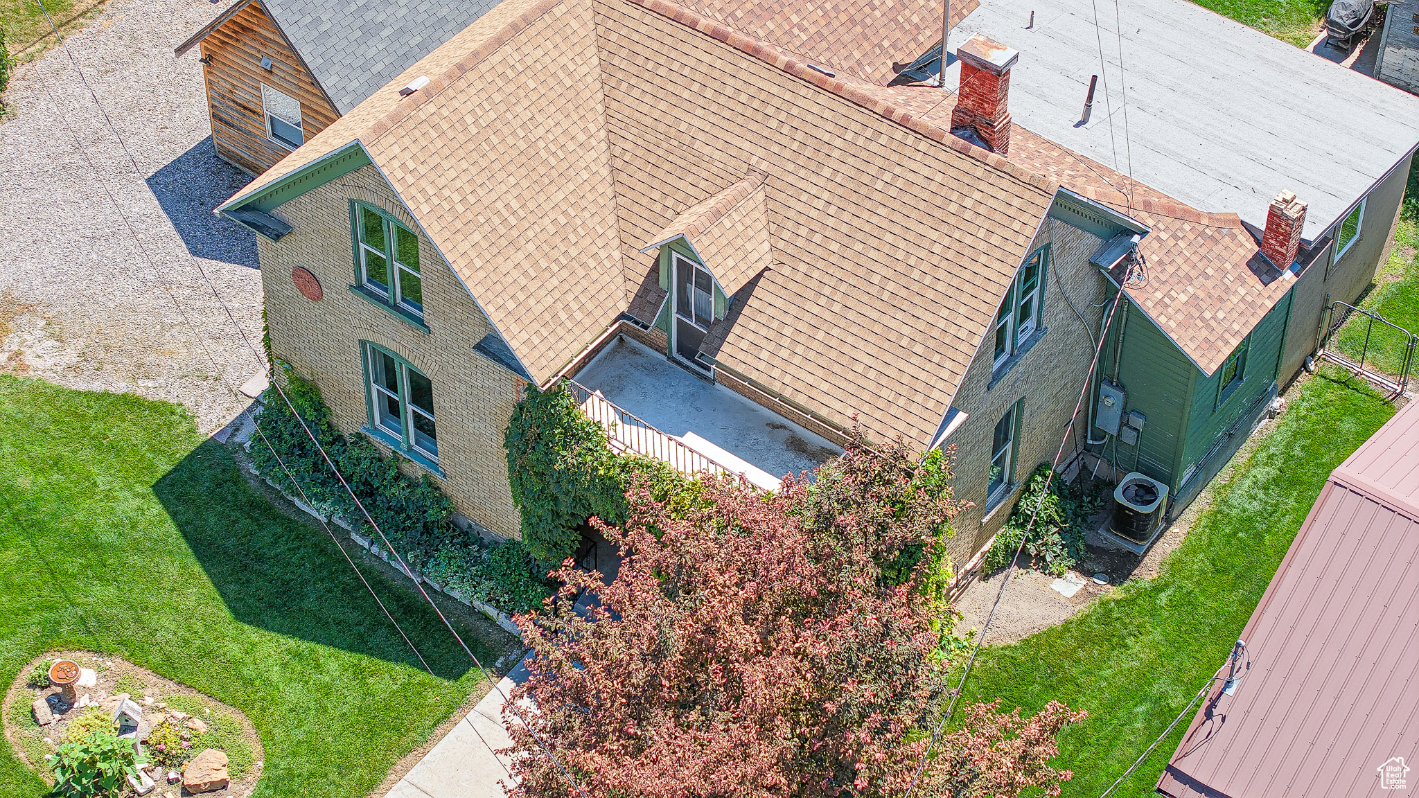 161 W CENTER ST