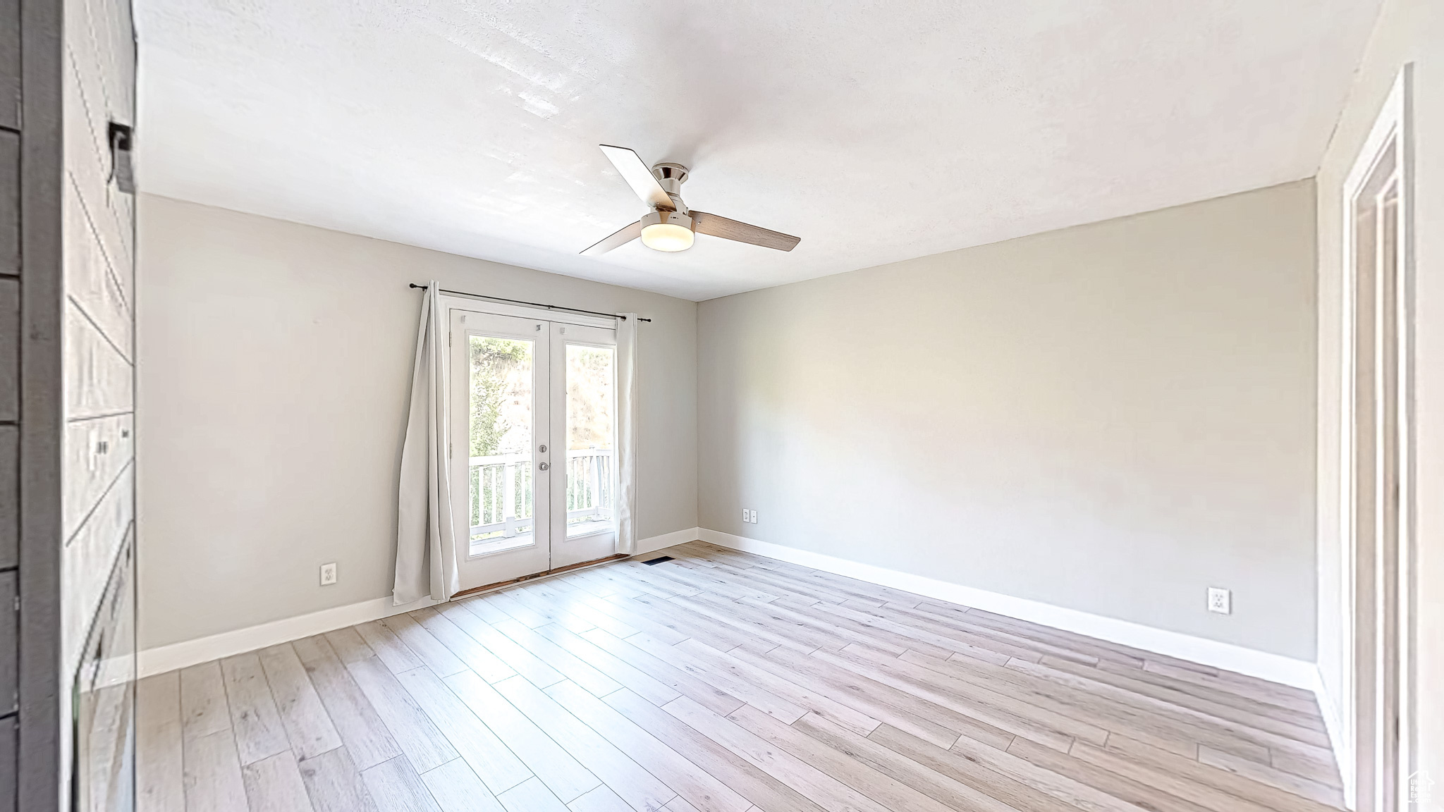 3137 E CANYON LOOP