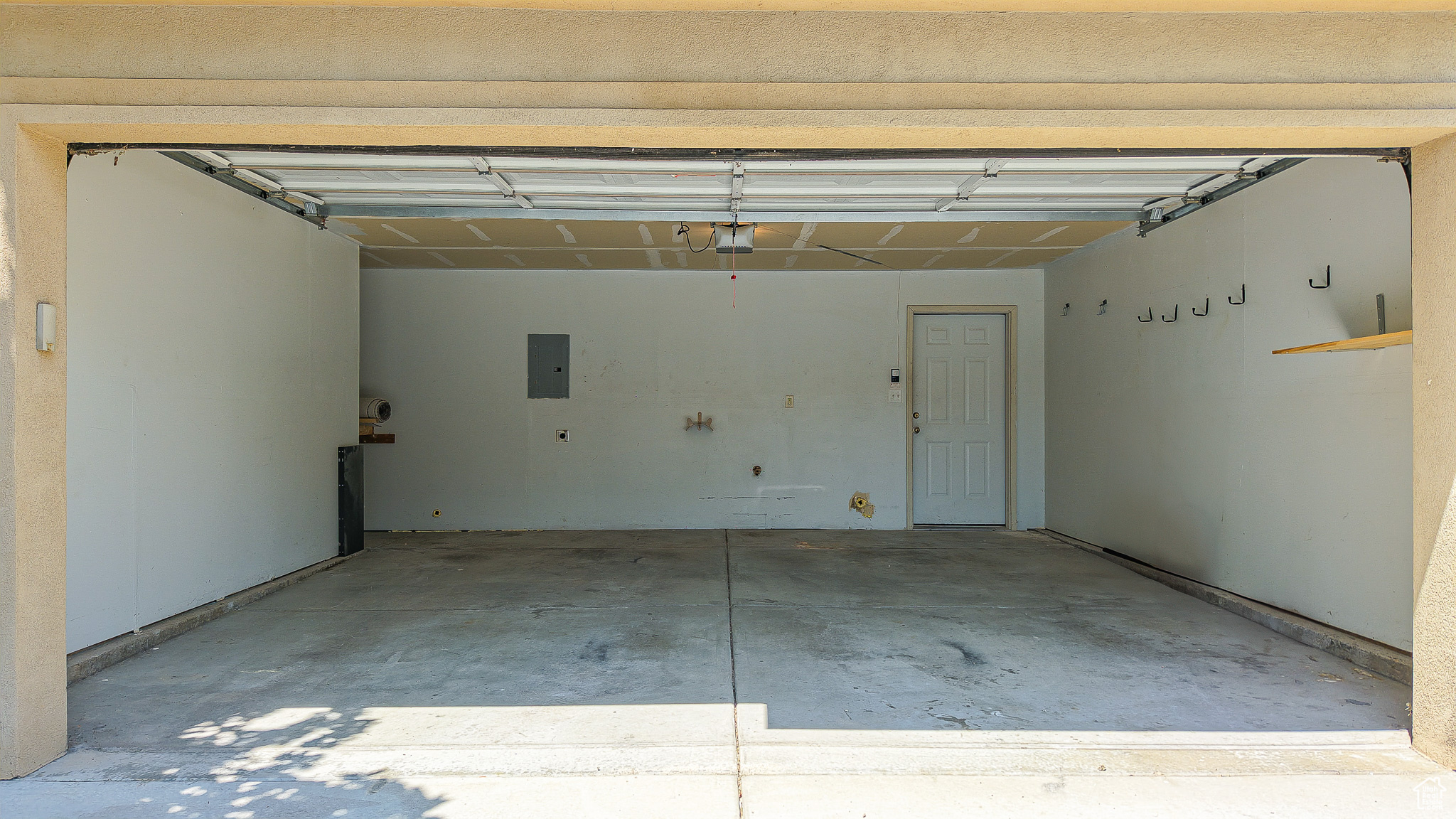 3137 E CANYON LOOP