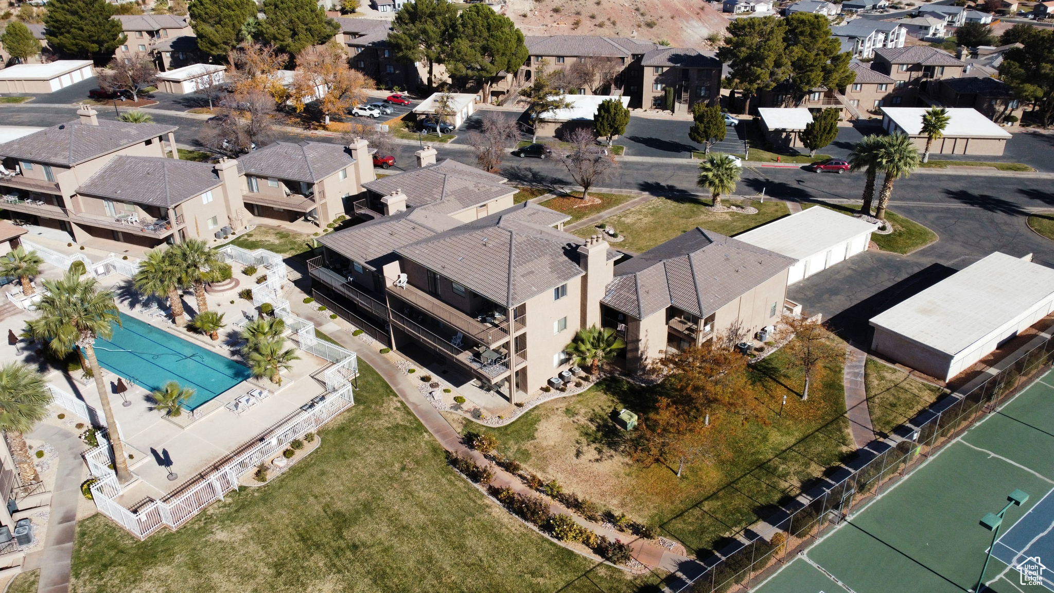 860 S VILLAGE RD #Y8