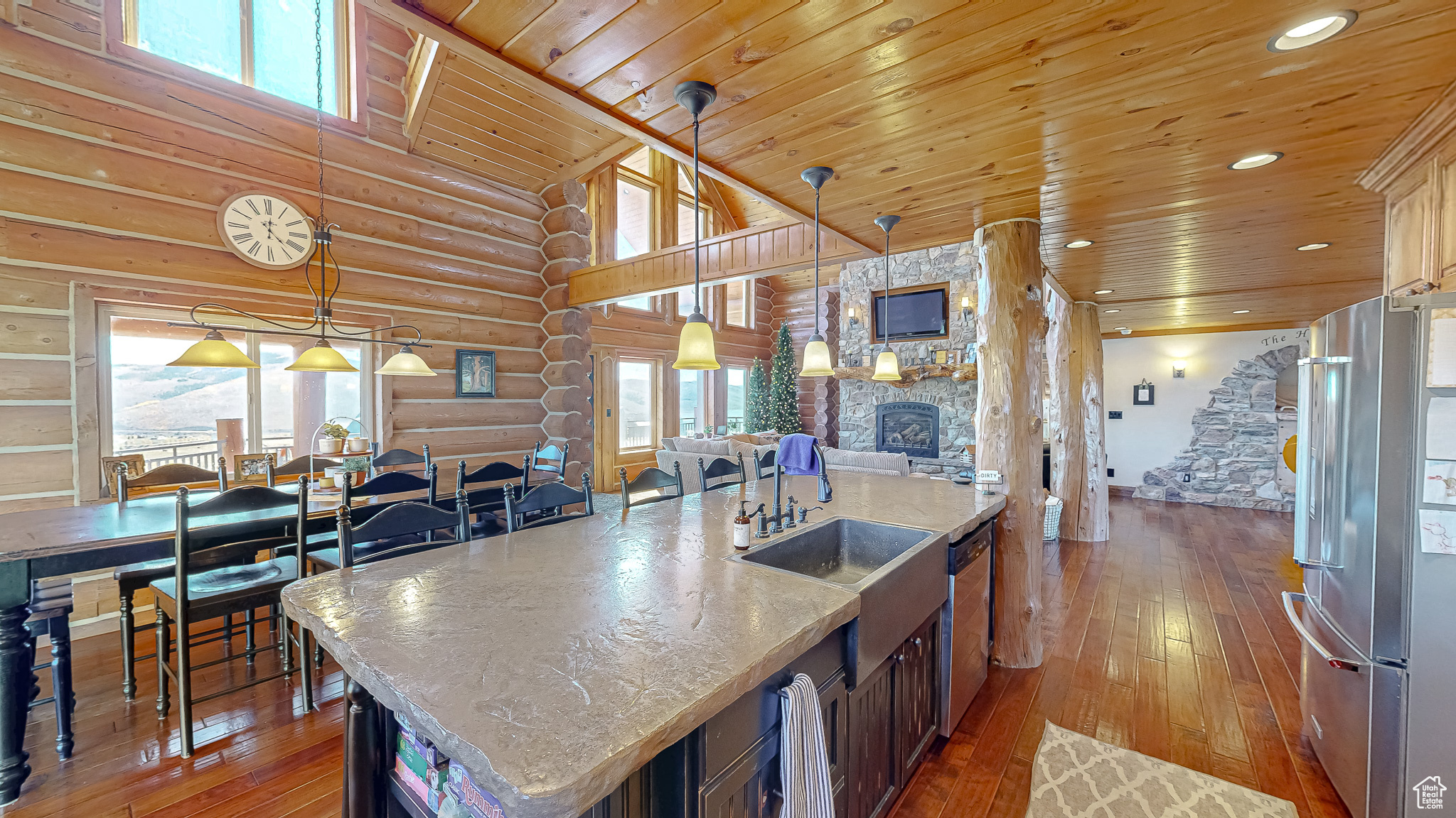 30 ASPEN DR