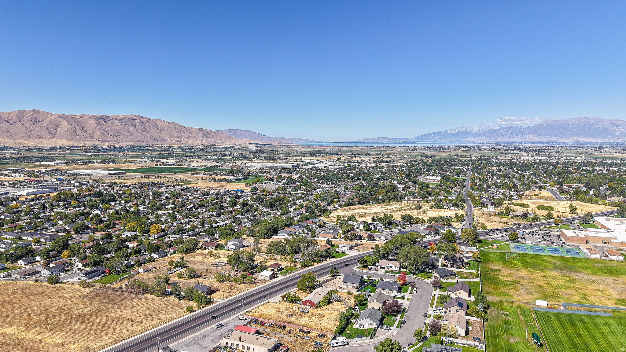 1161 S HIGHWAY 198 HWY