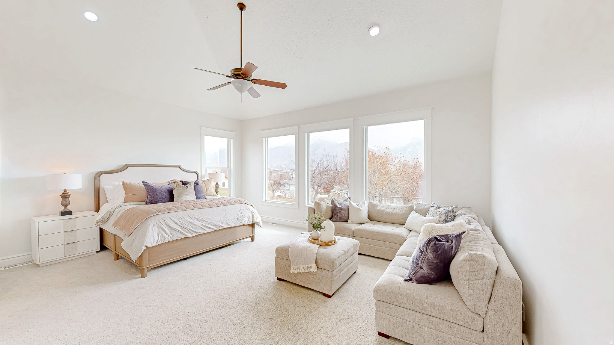 11578 N BROADLEAF HOLLOW LN