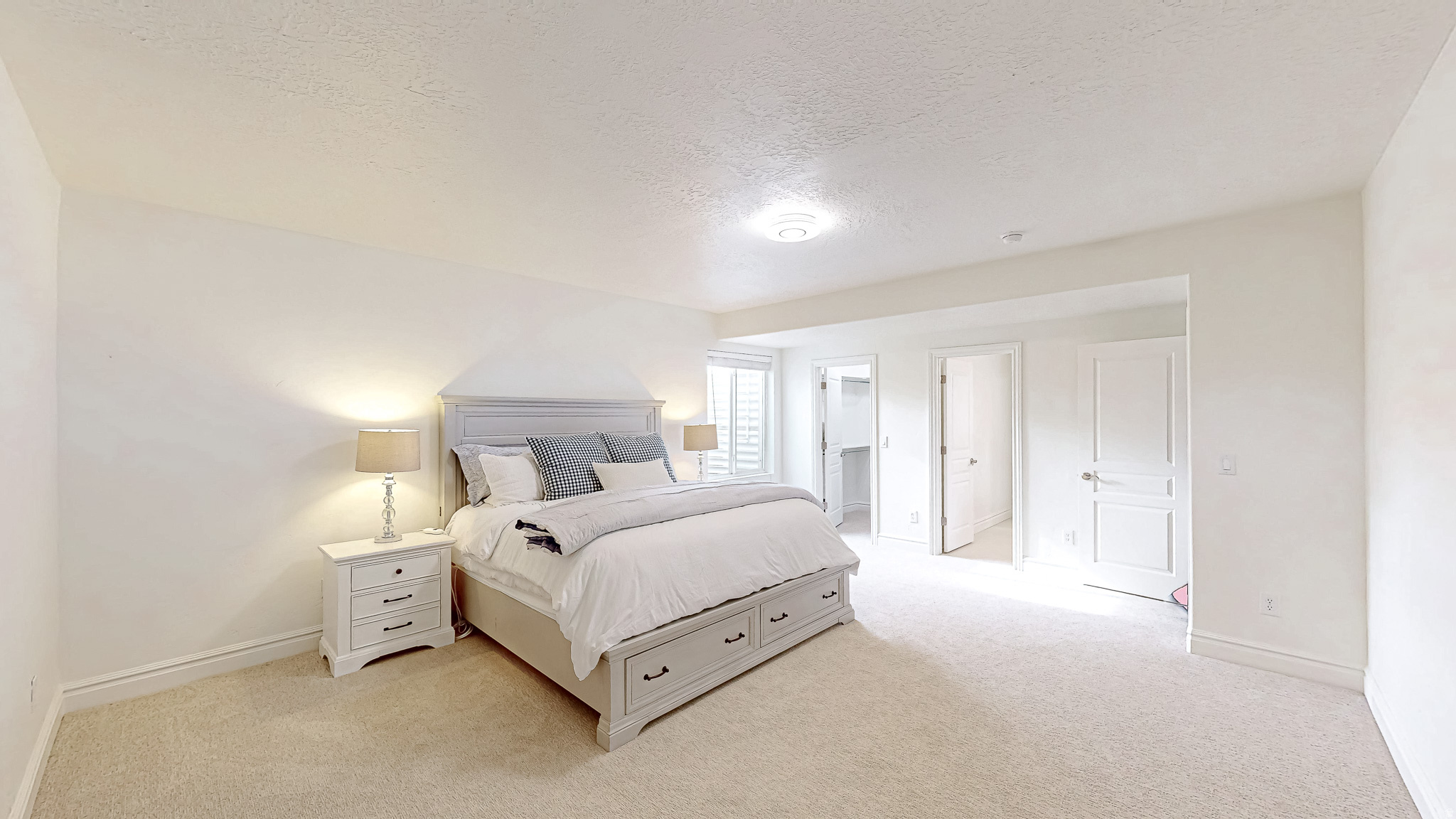 11578 N BROADLEAF HOLLOW LN