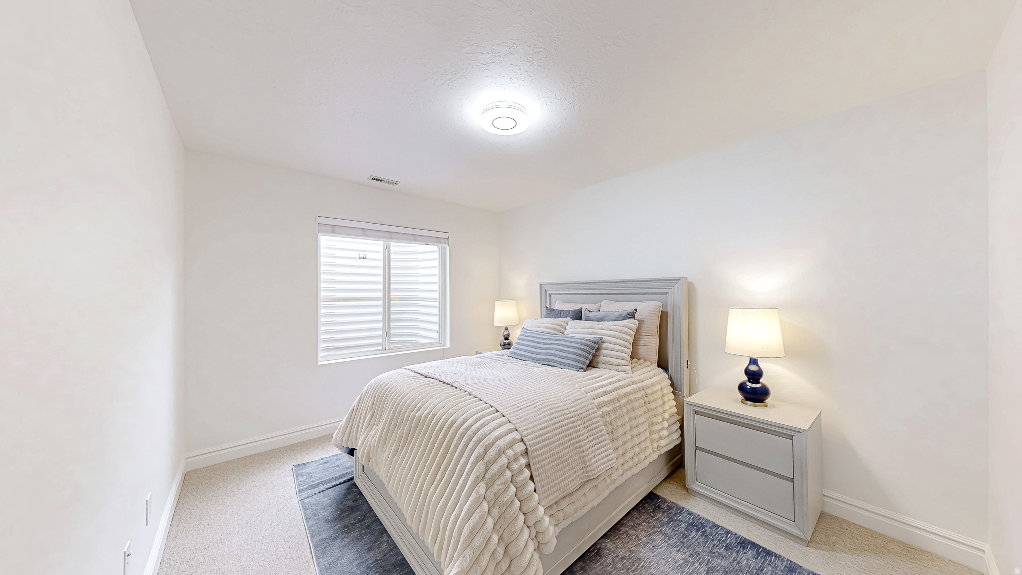 11578 N BROADLEAF HOLLOW LN