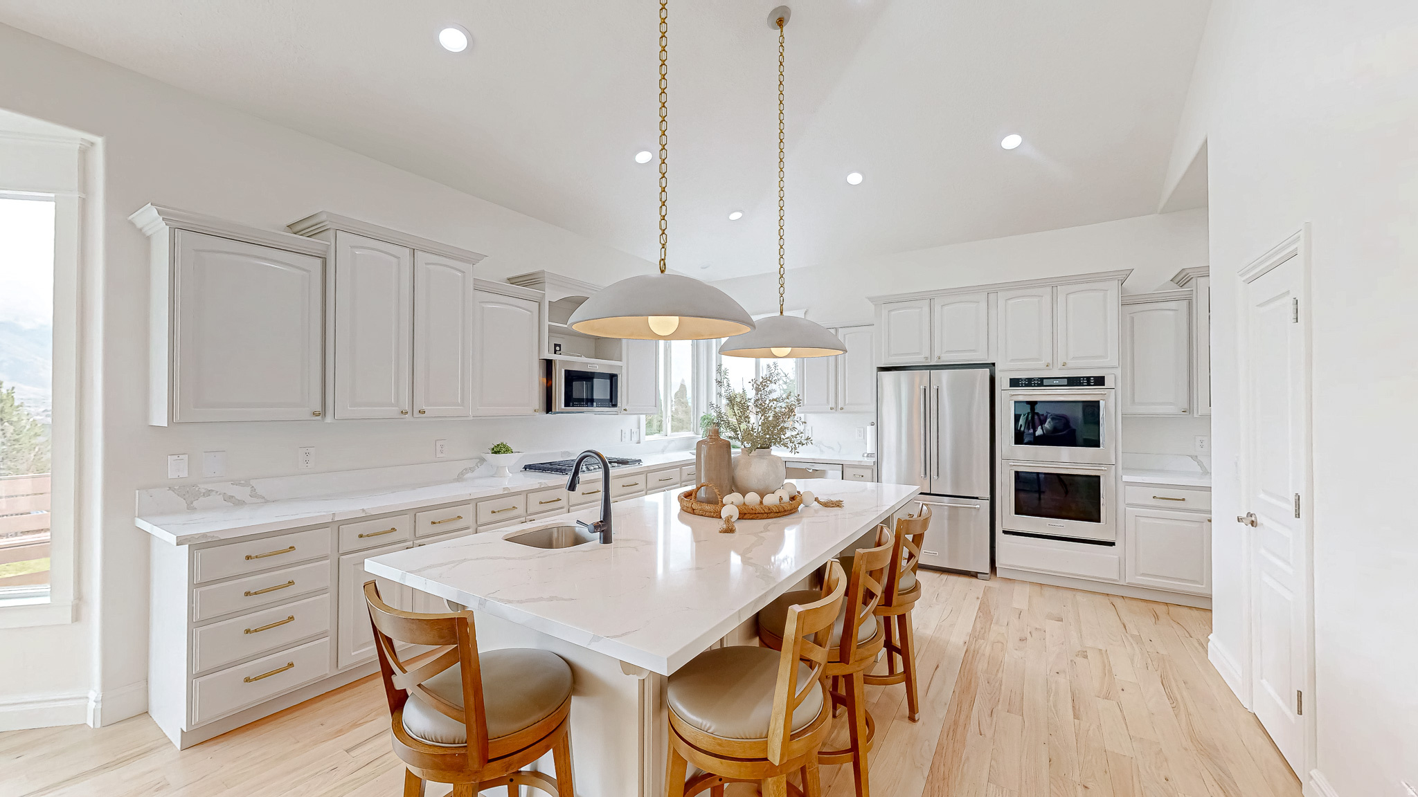 11578 N BROADLEAF HOLLOW LN