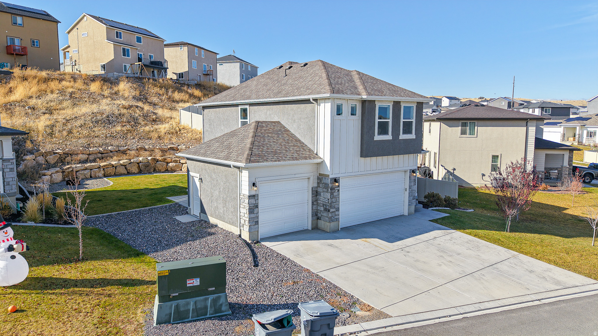 1816 S FREESTONE BLVD