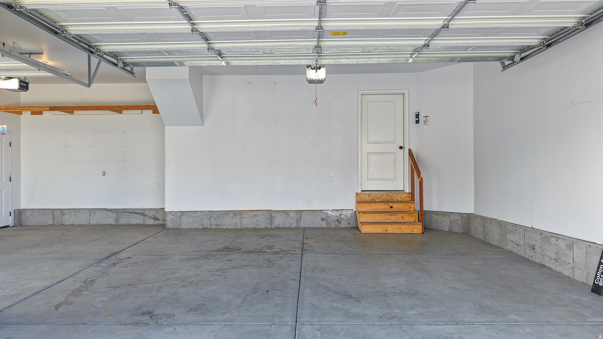 1816 S FREESTONE BLVD