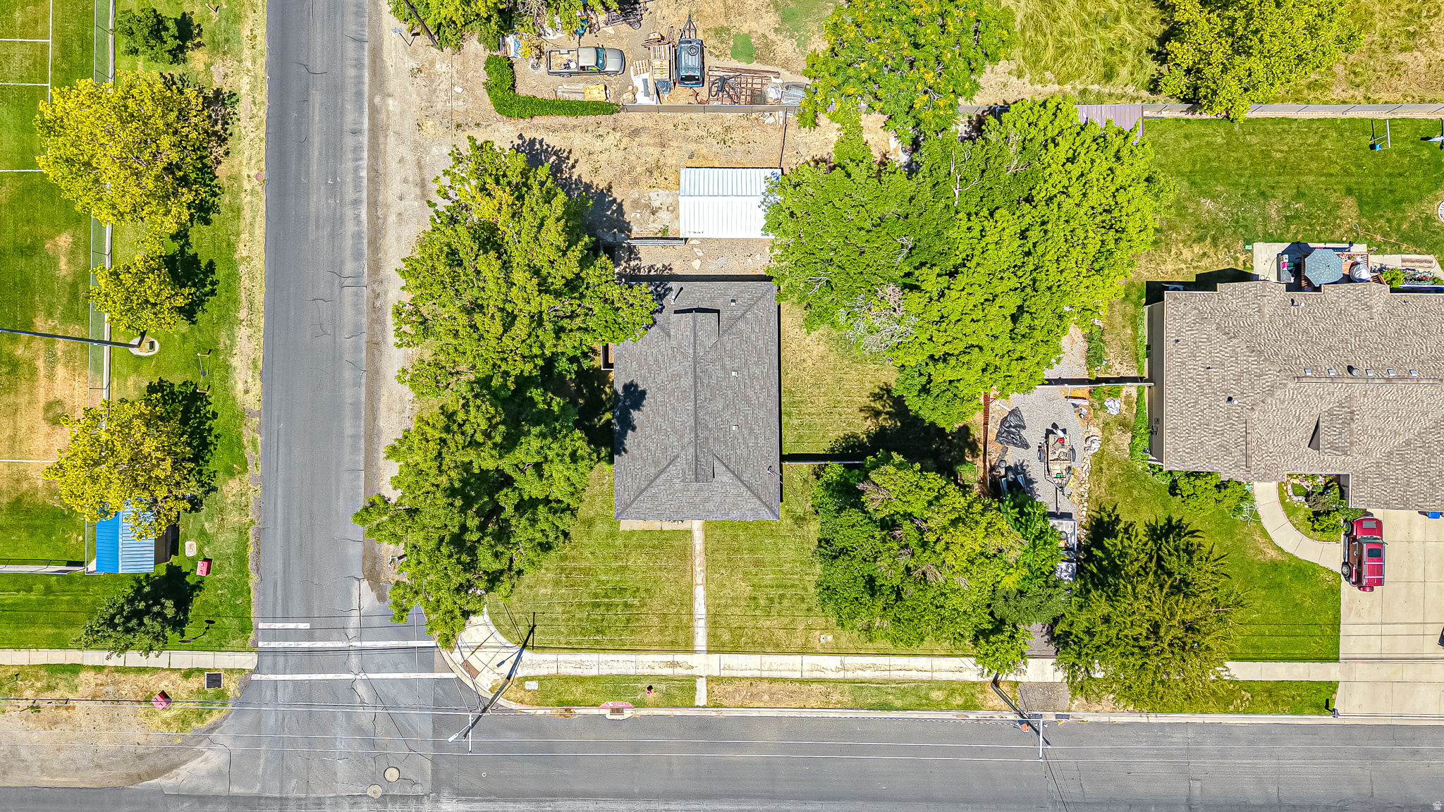 205 E CENTER ST