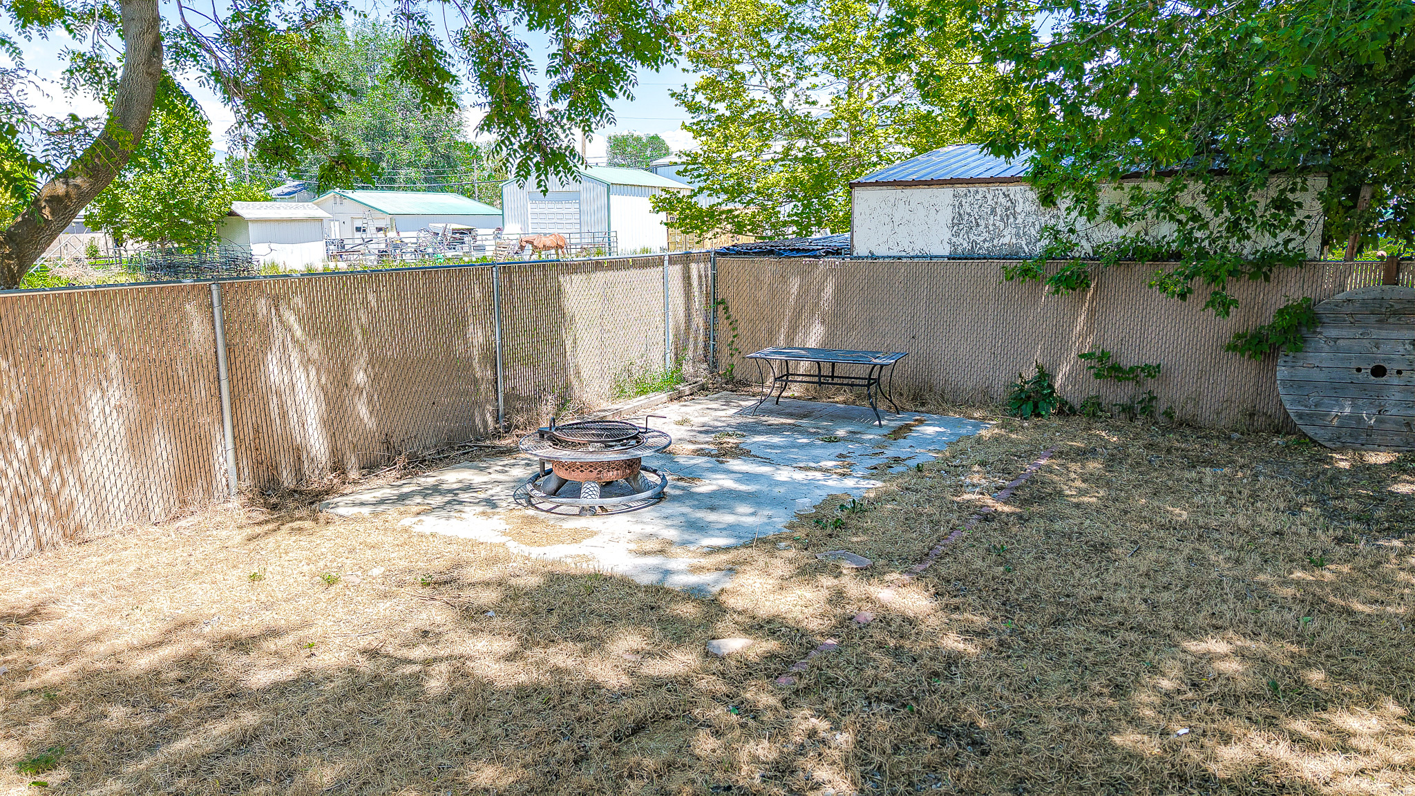 205 E CENTER ST