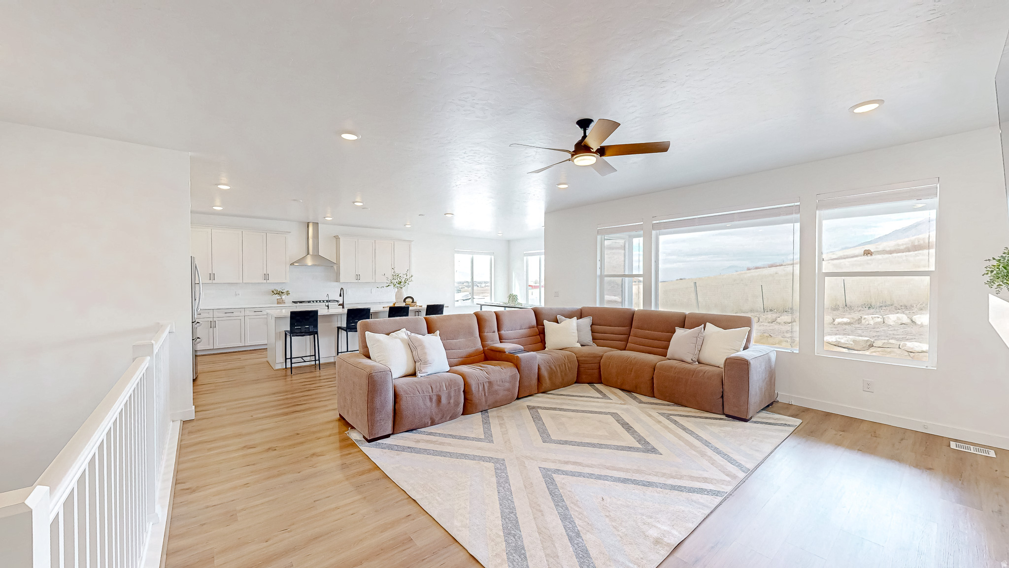 872 W UNION BENCH DR