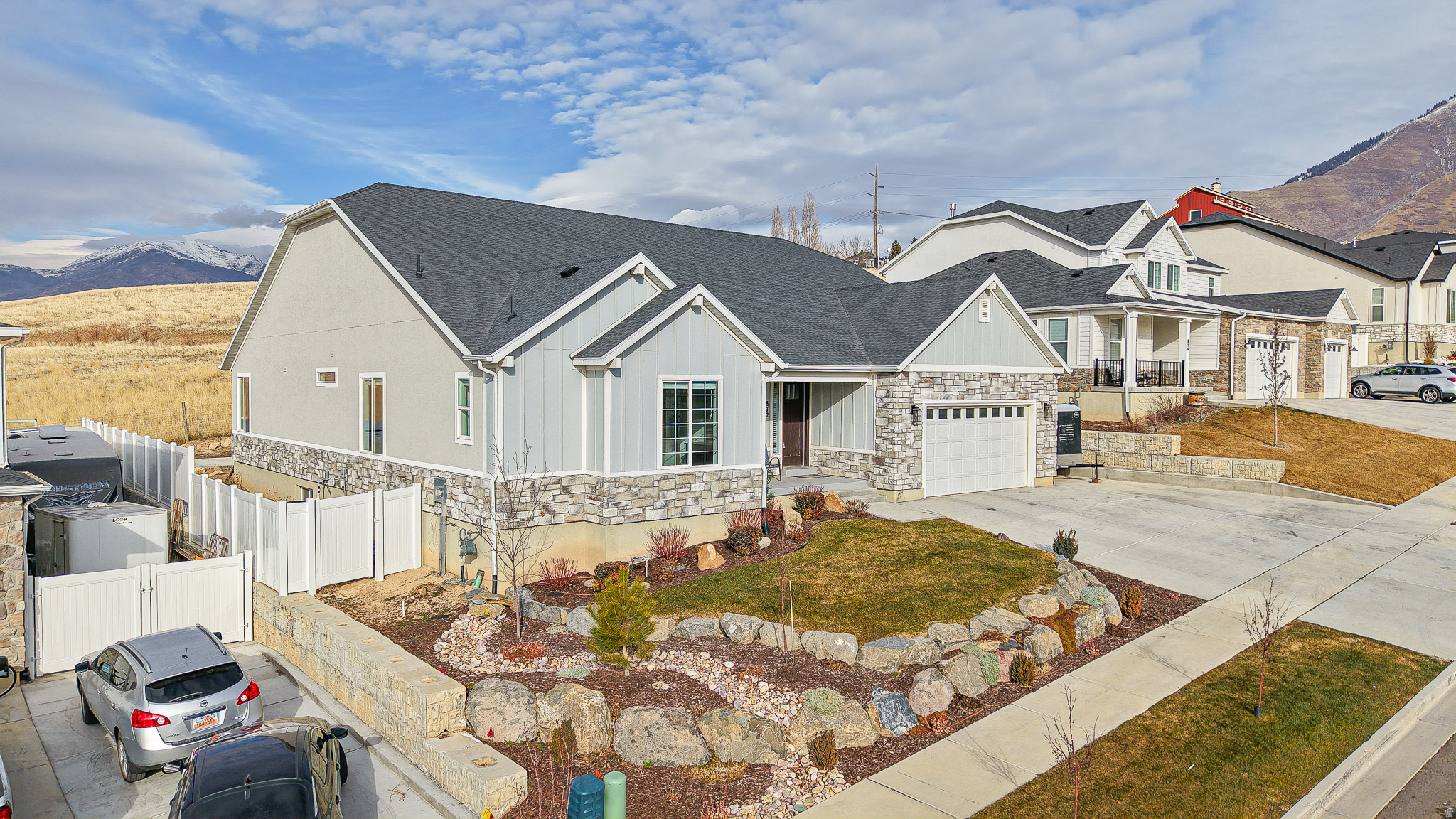 872 W UNION BENCH DR