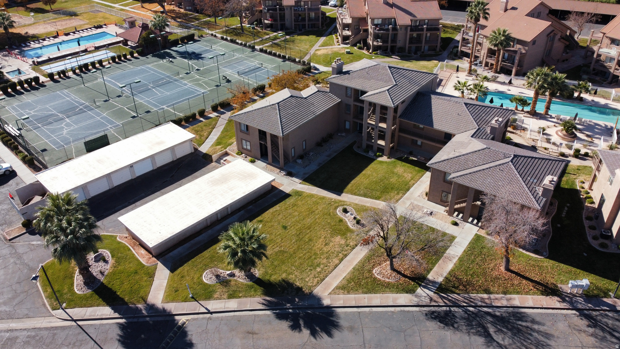 860 S VILLAGE RD #Y8