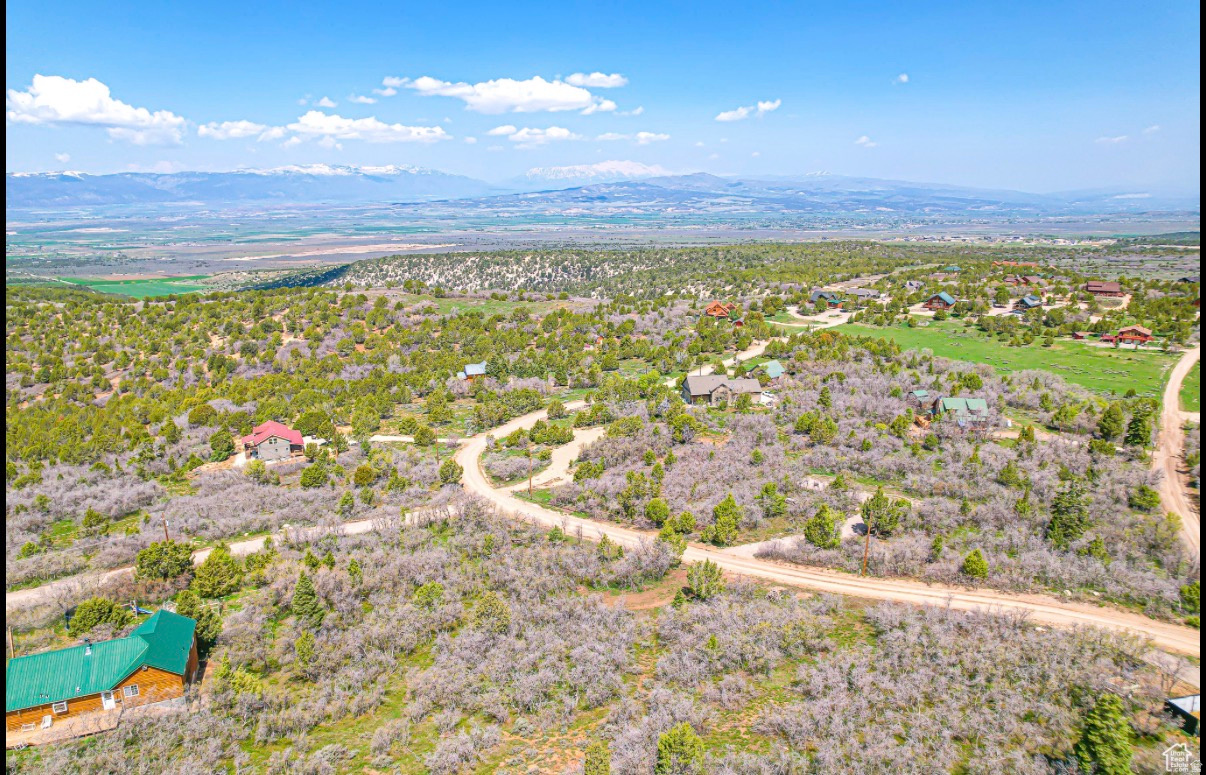 137 WISPERING PINE Unit: 137