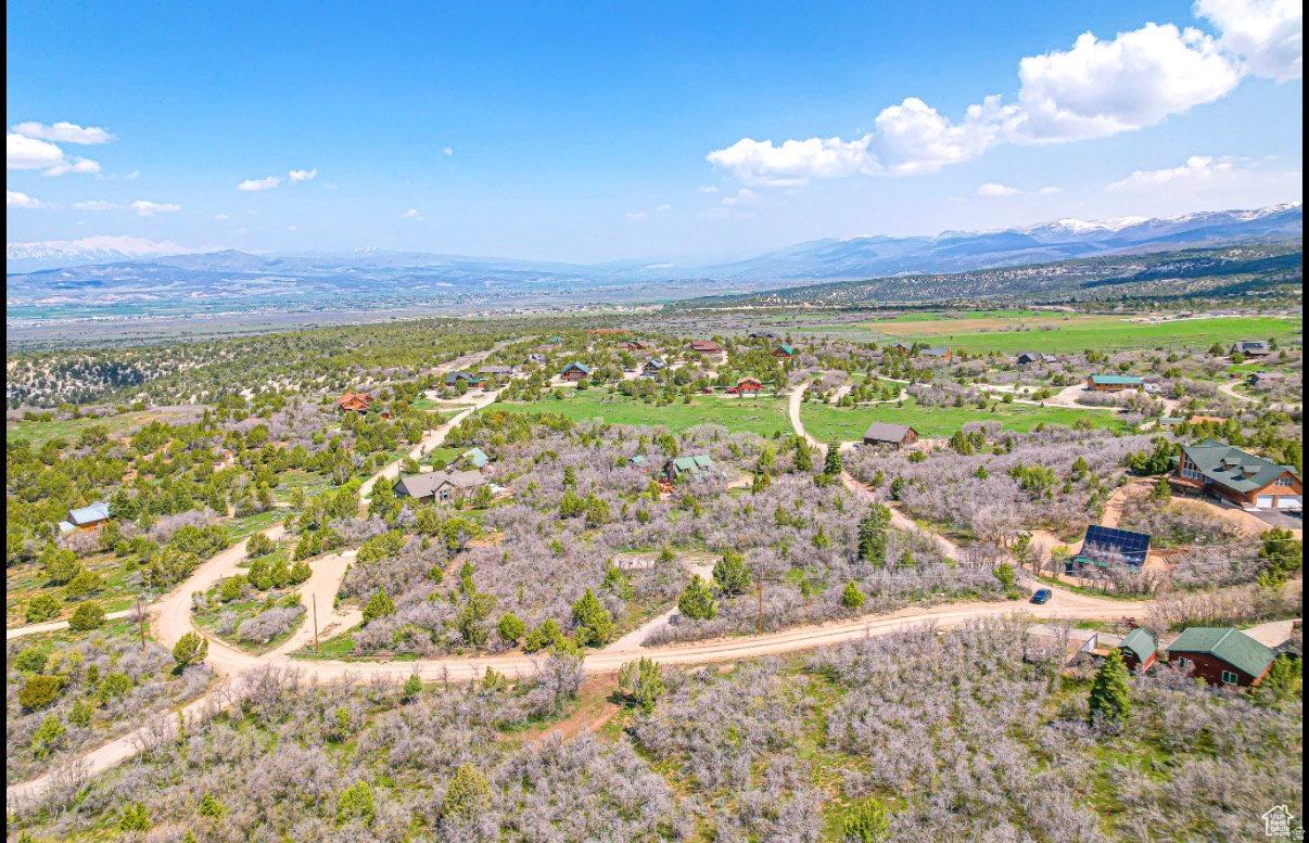 137 WISPERING PINE Unit: 137