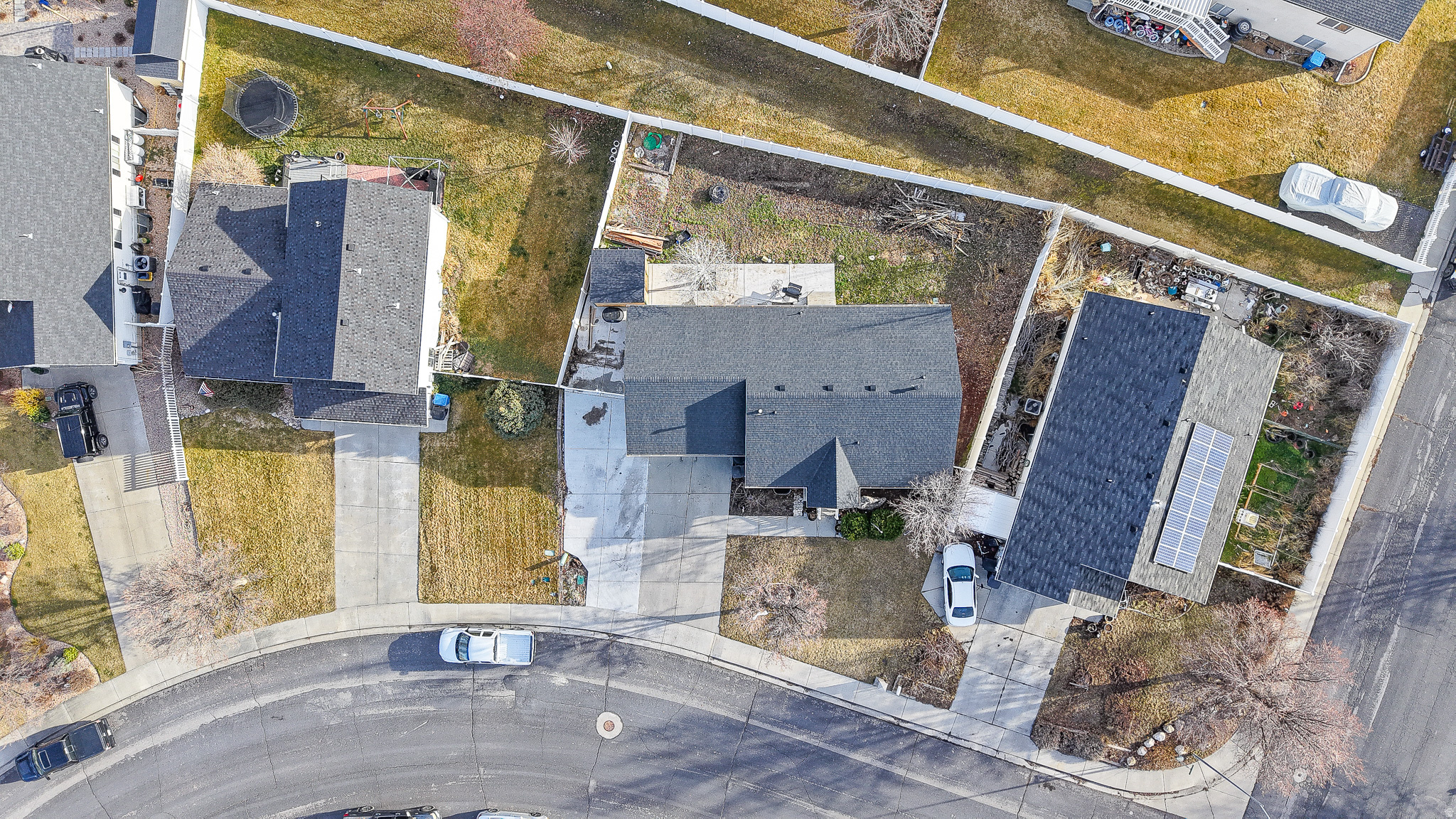 1216 E LOAFER VIEW DR