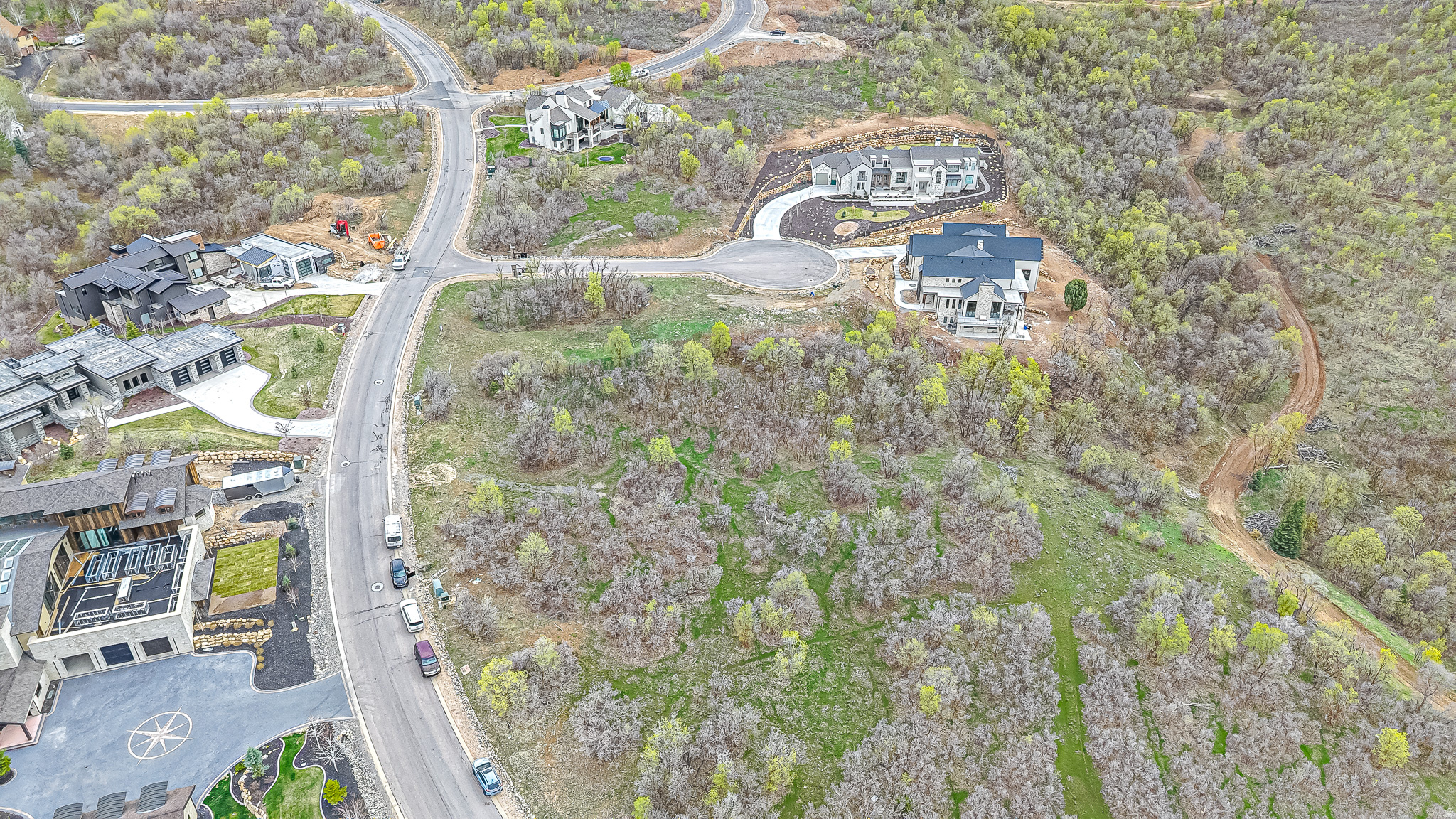 890 S SUMMIT DR Unit: 47