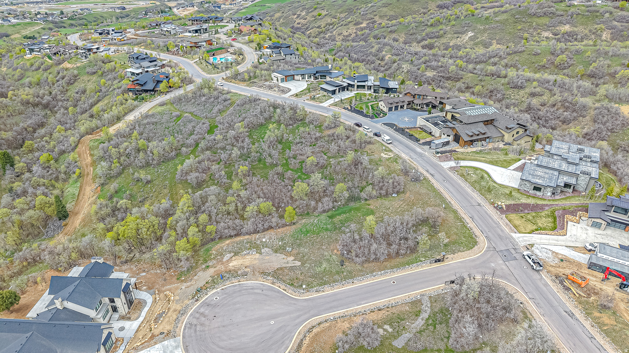 890 S SUMMIT DR Unit: 47