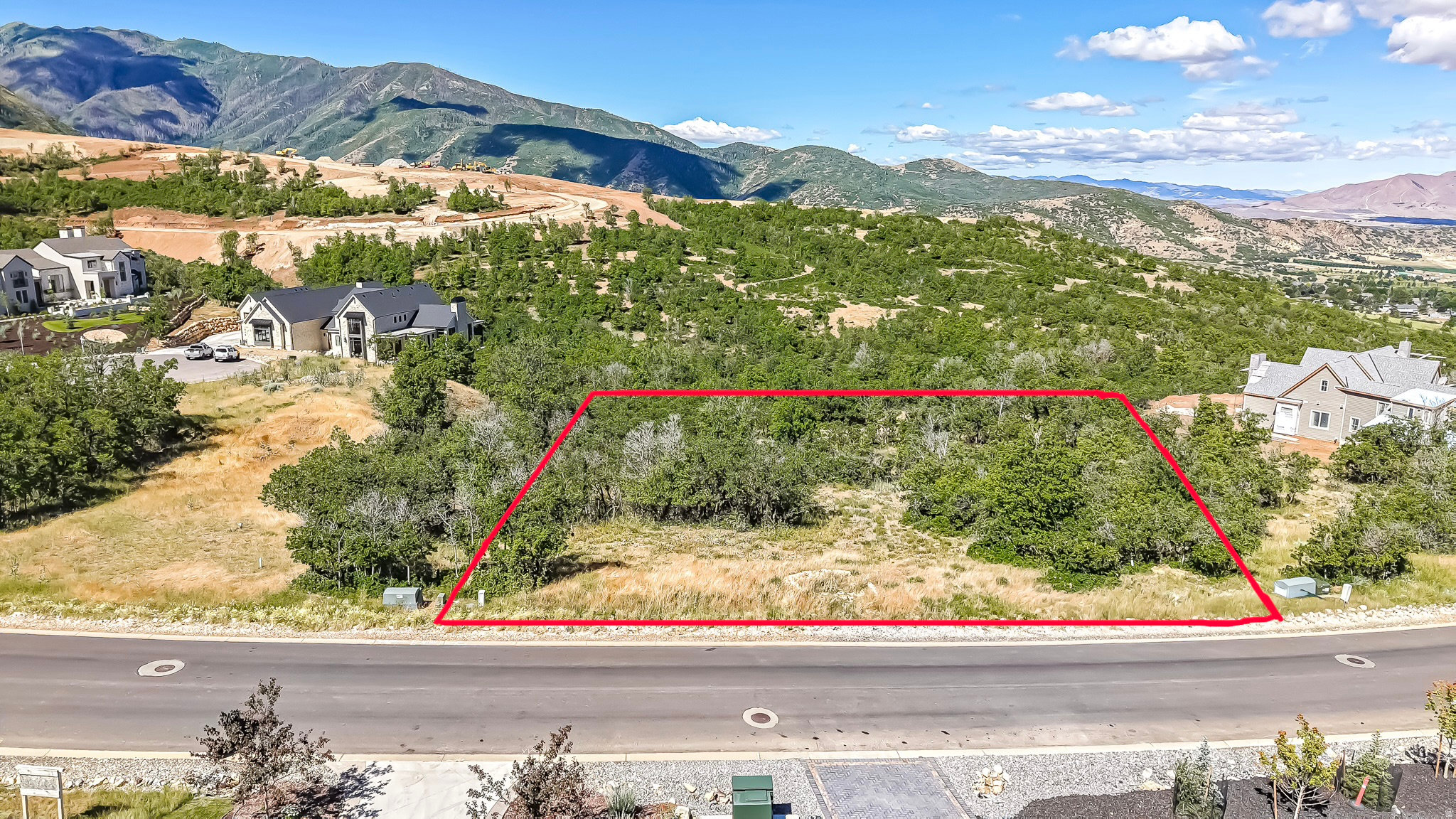 890 S SUMMIT DR Unit: 47