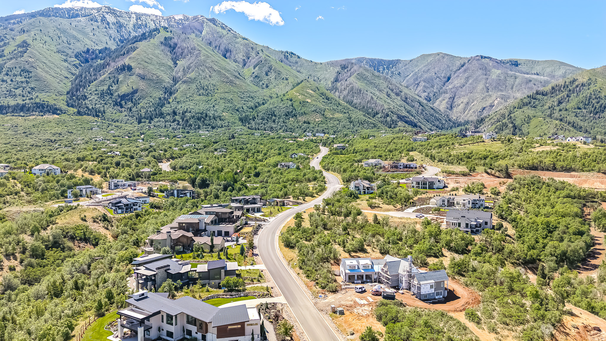 890 S SUMMIT DR Unit: 47