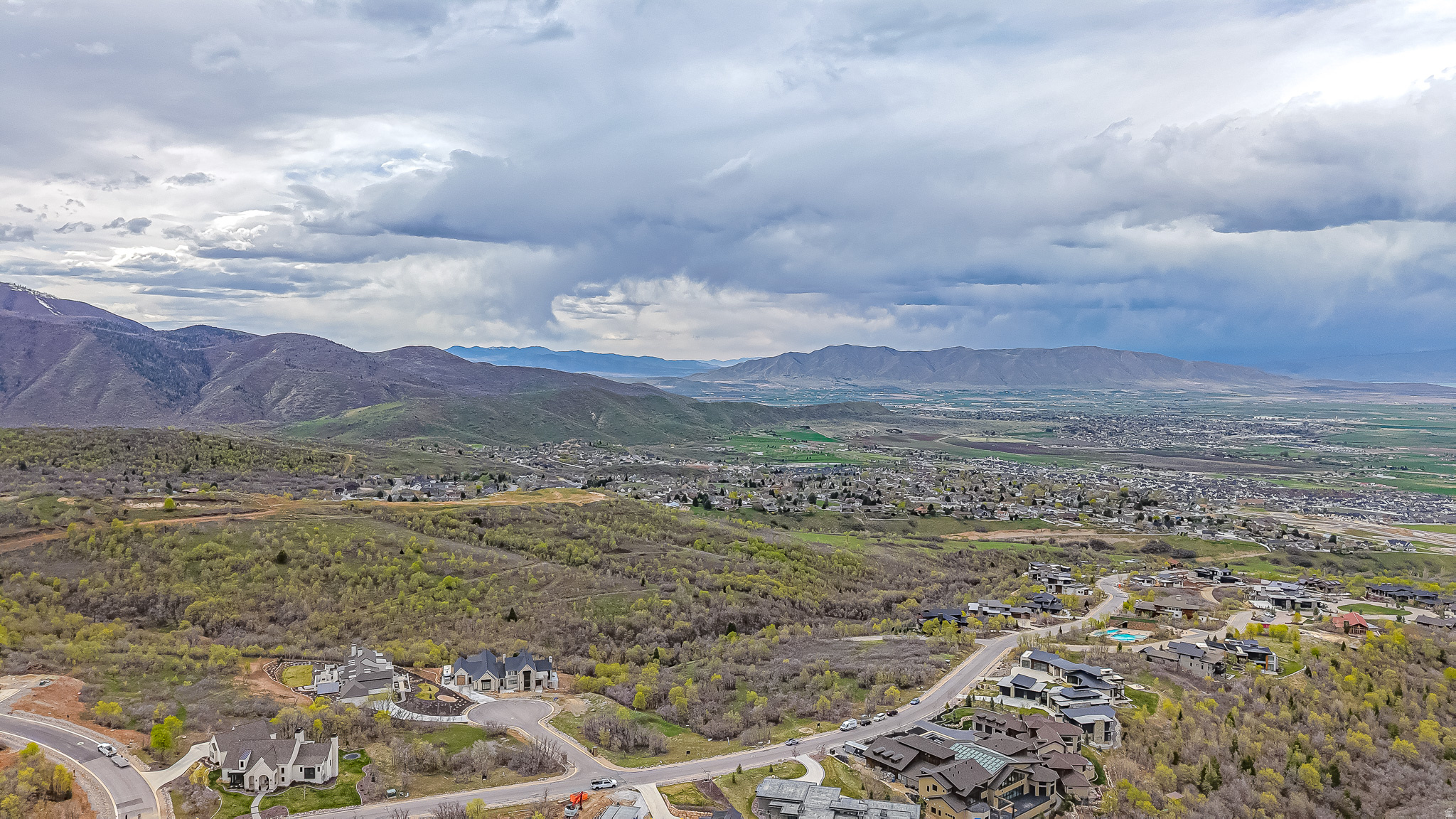 890 S SUMMIT DR Unit: 47