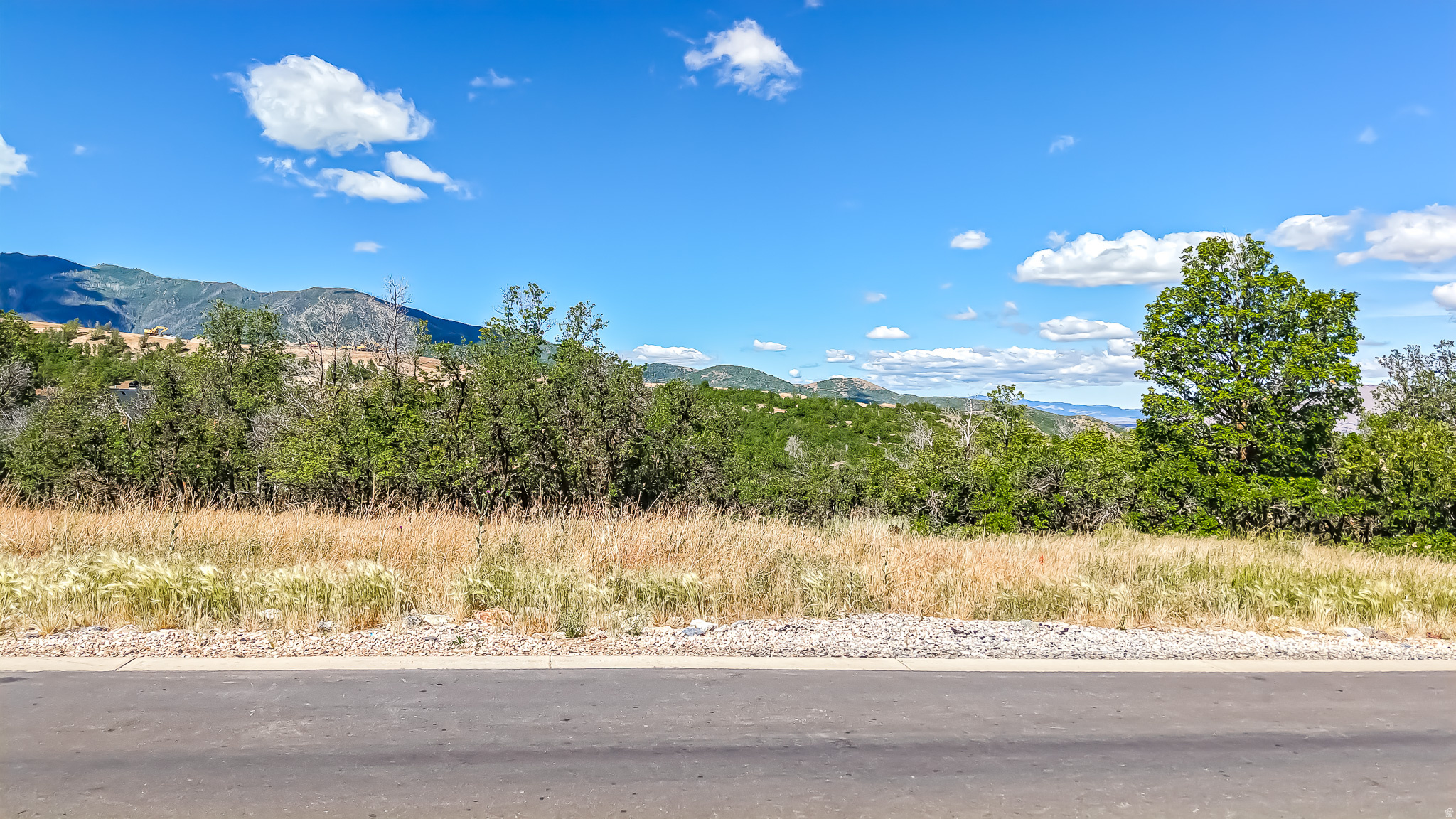 890 S SUMMIT DR Unit: 47