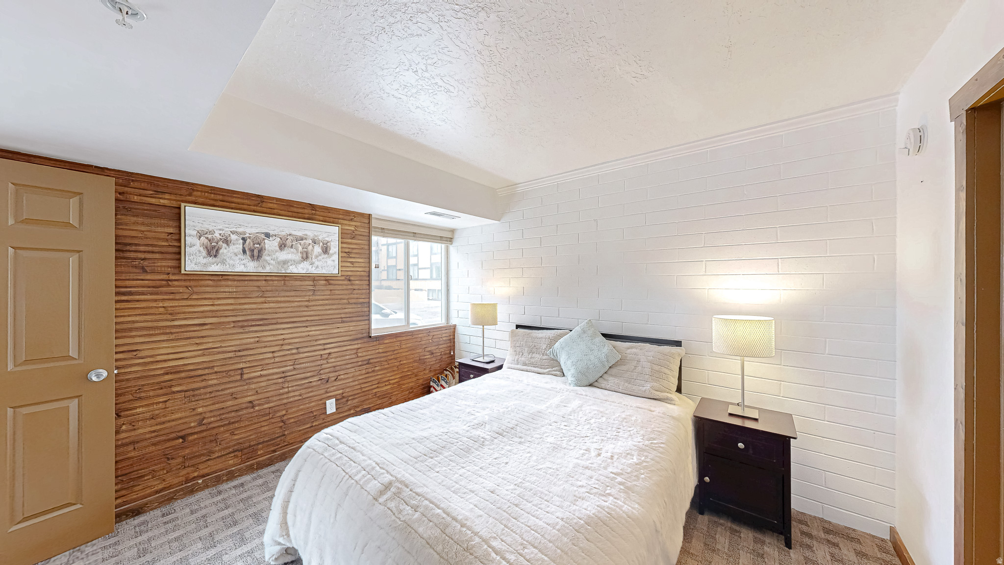 2000 PROSPECTOR AVE #106