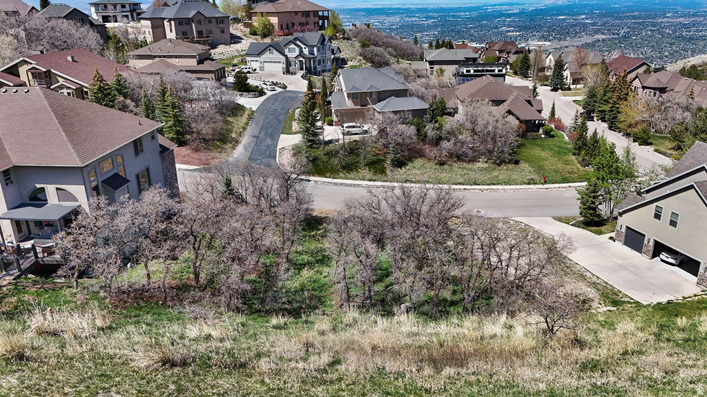 1846 E SEVEN OAKS LN Unit: 442