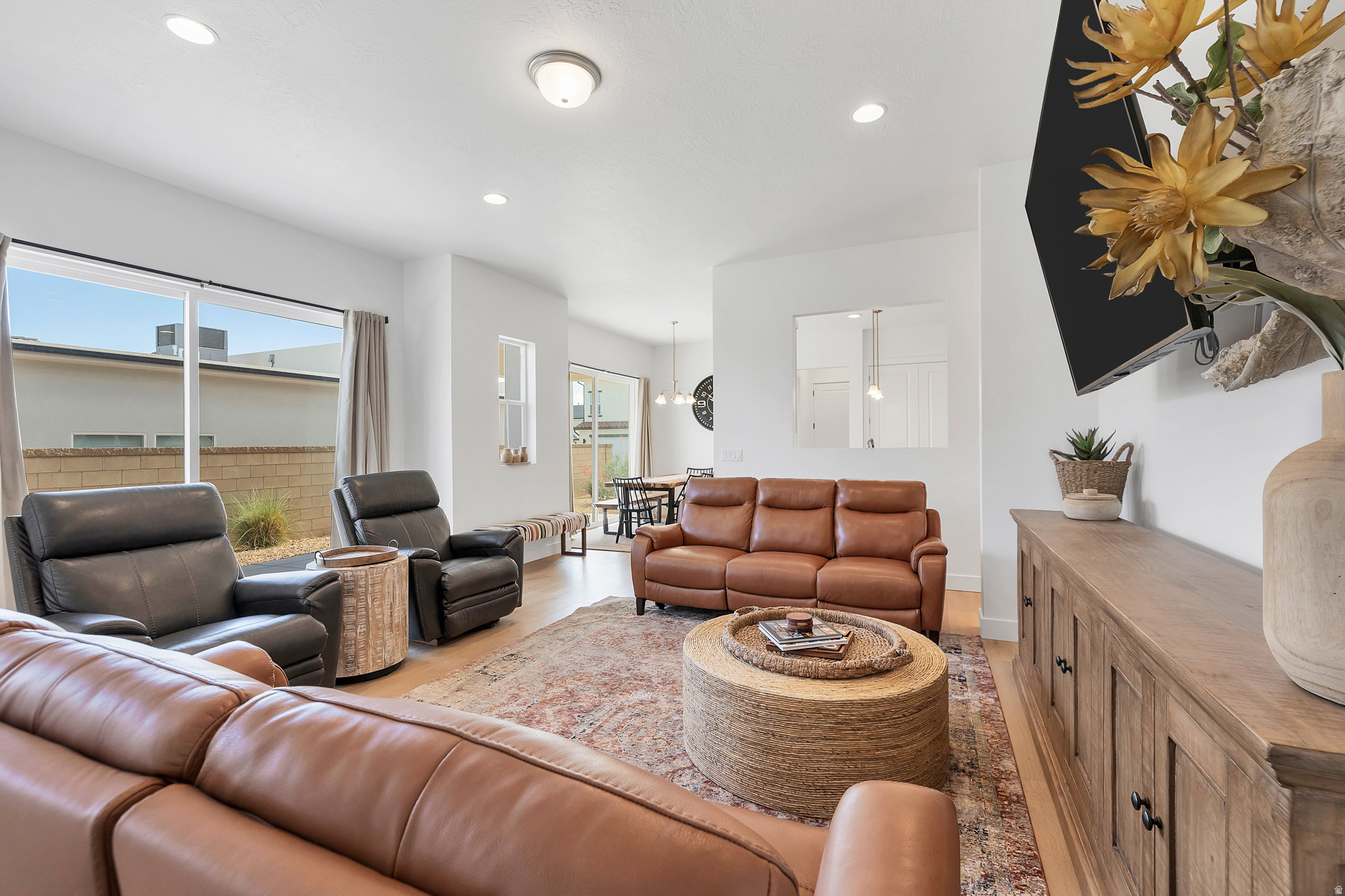 5645 S ADOBE SUN DR