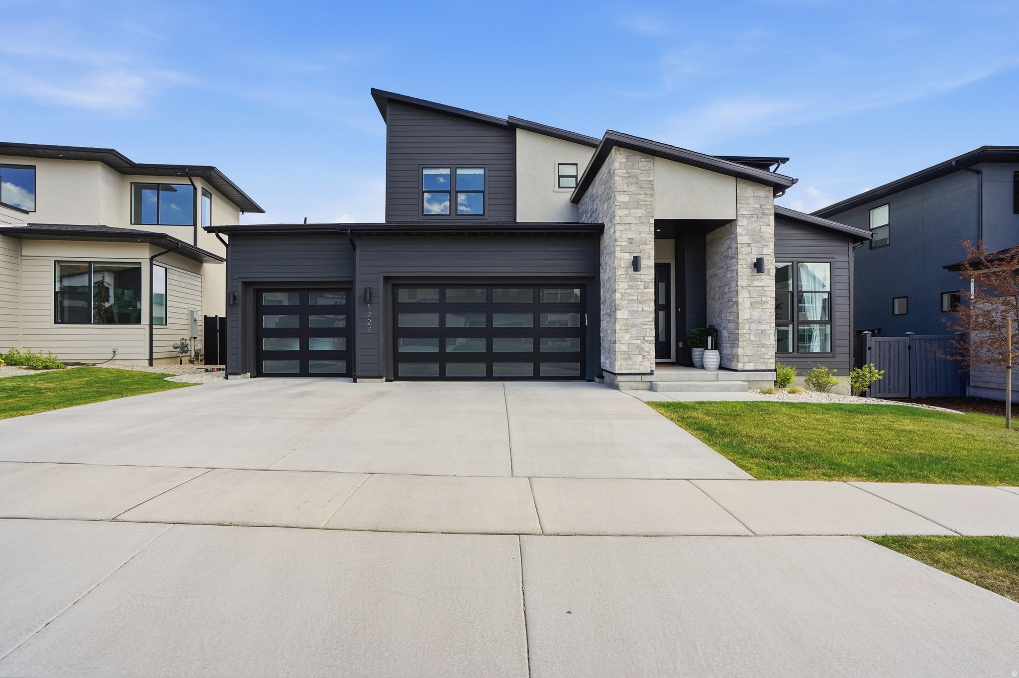 1227 W AUTUMN VIEW CIR CIR #339