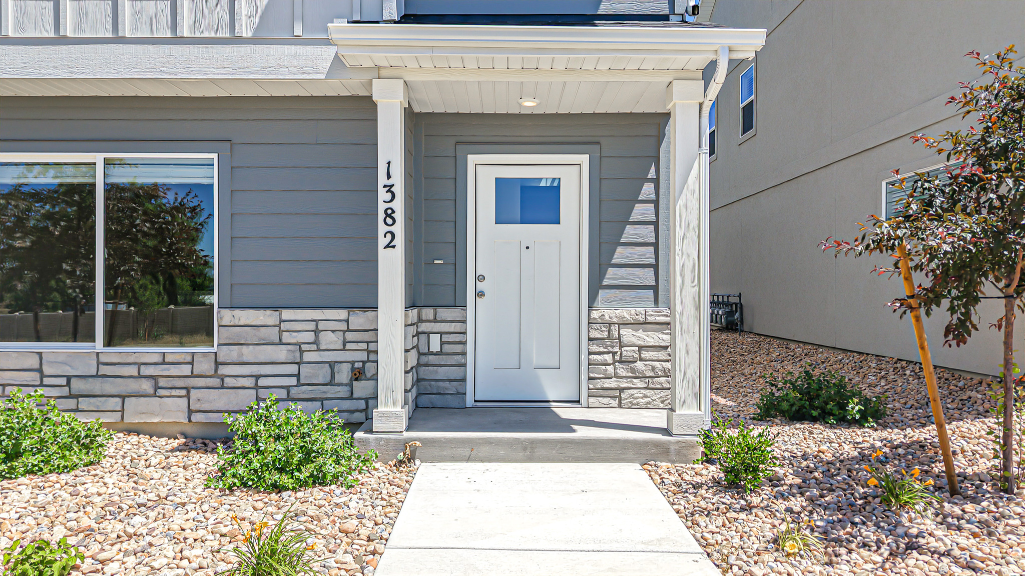 1382 N MEADOW LN #638