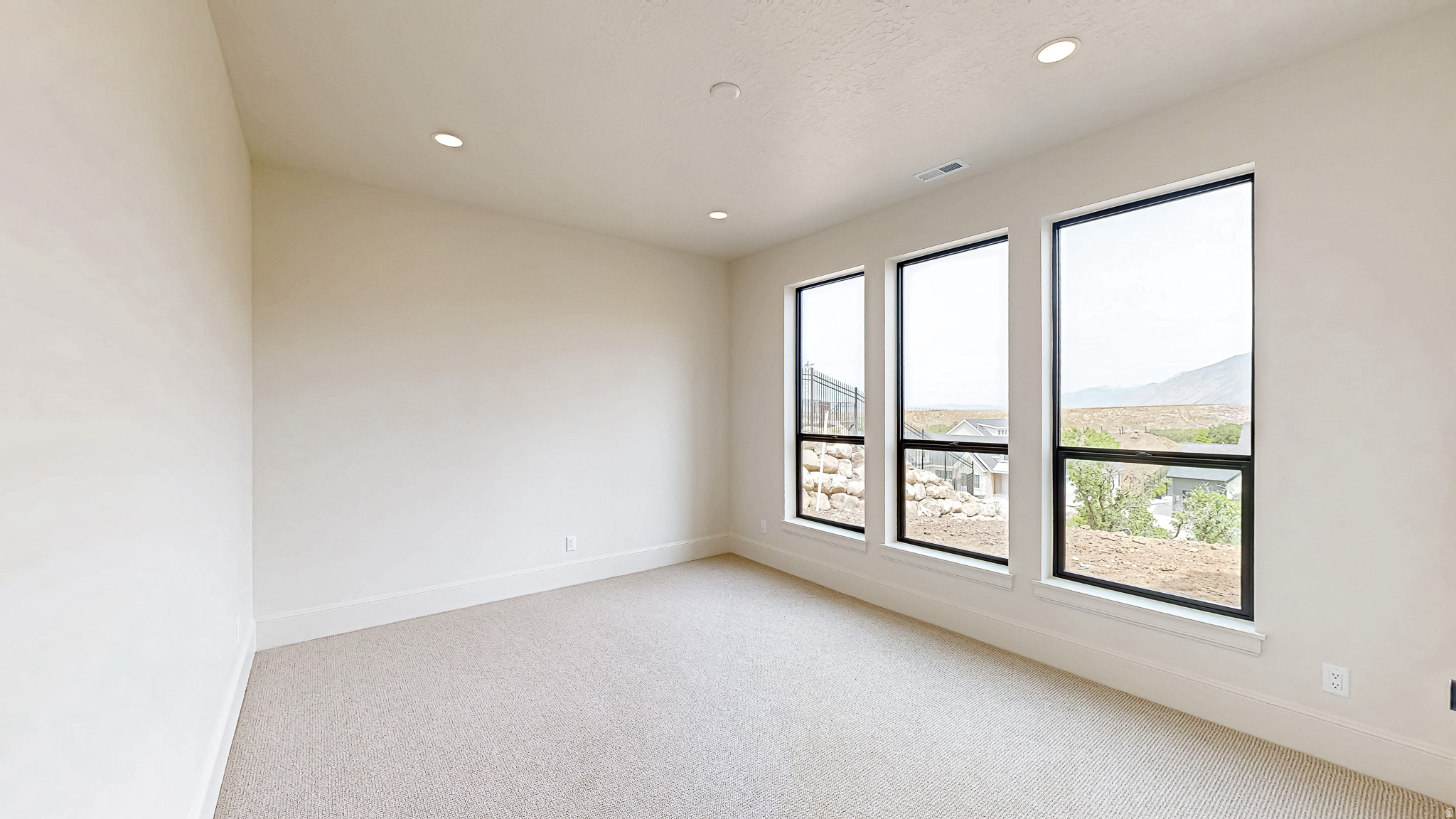890 S SUMMIT CREEK DR #47