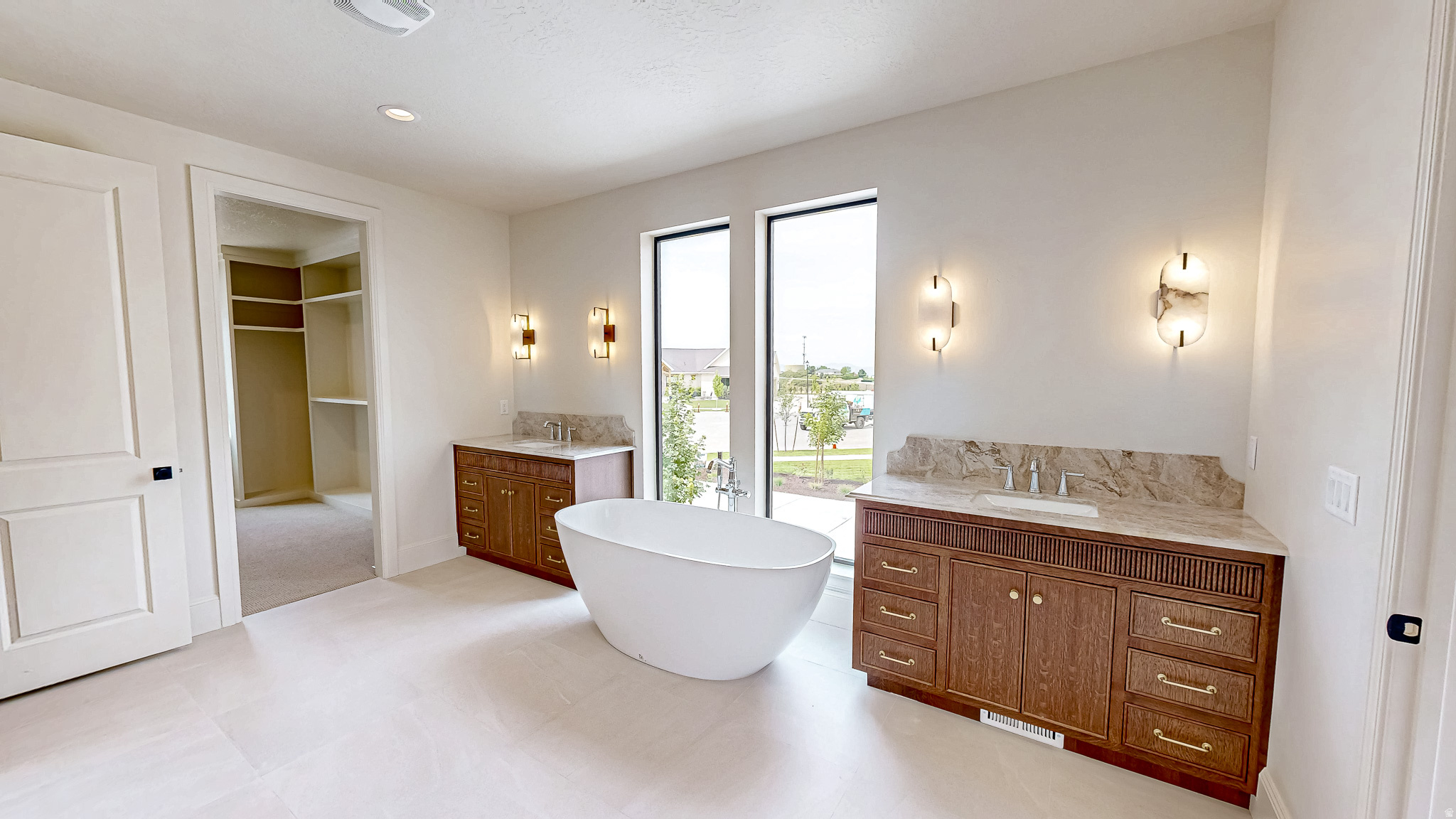 890 S SUMMIT CREEK DR #47
