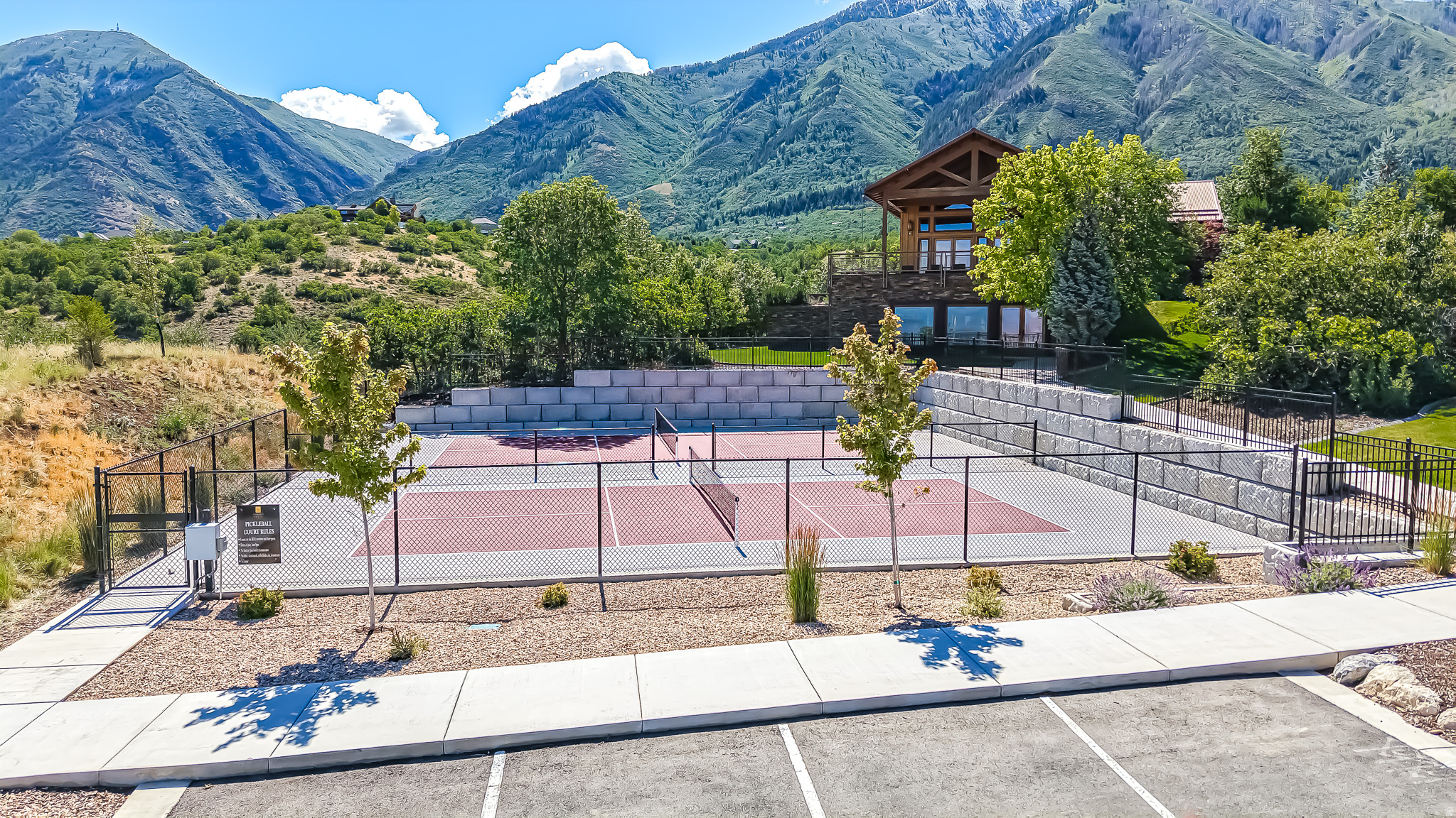 890 S SUMMIT CREEK DR #47