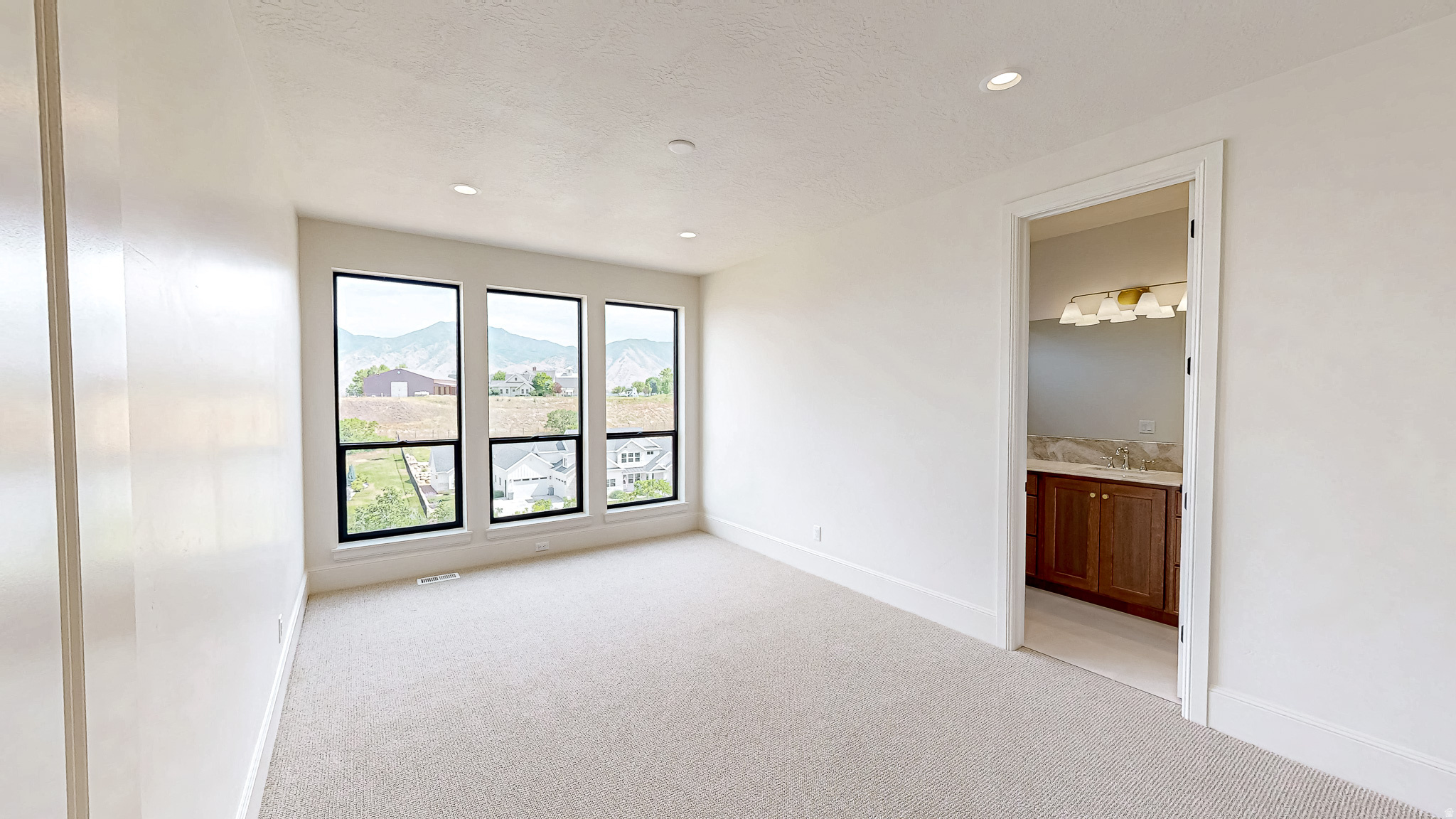 890 S SUMMIT CREEK DR #47